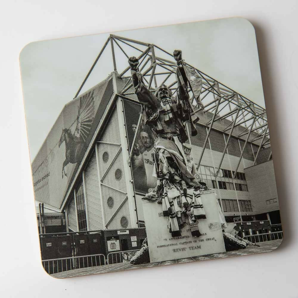 Billy Bremner Statue, Leeds Coaster
