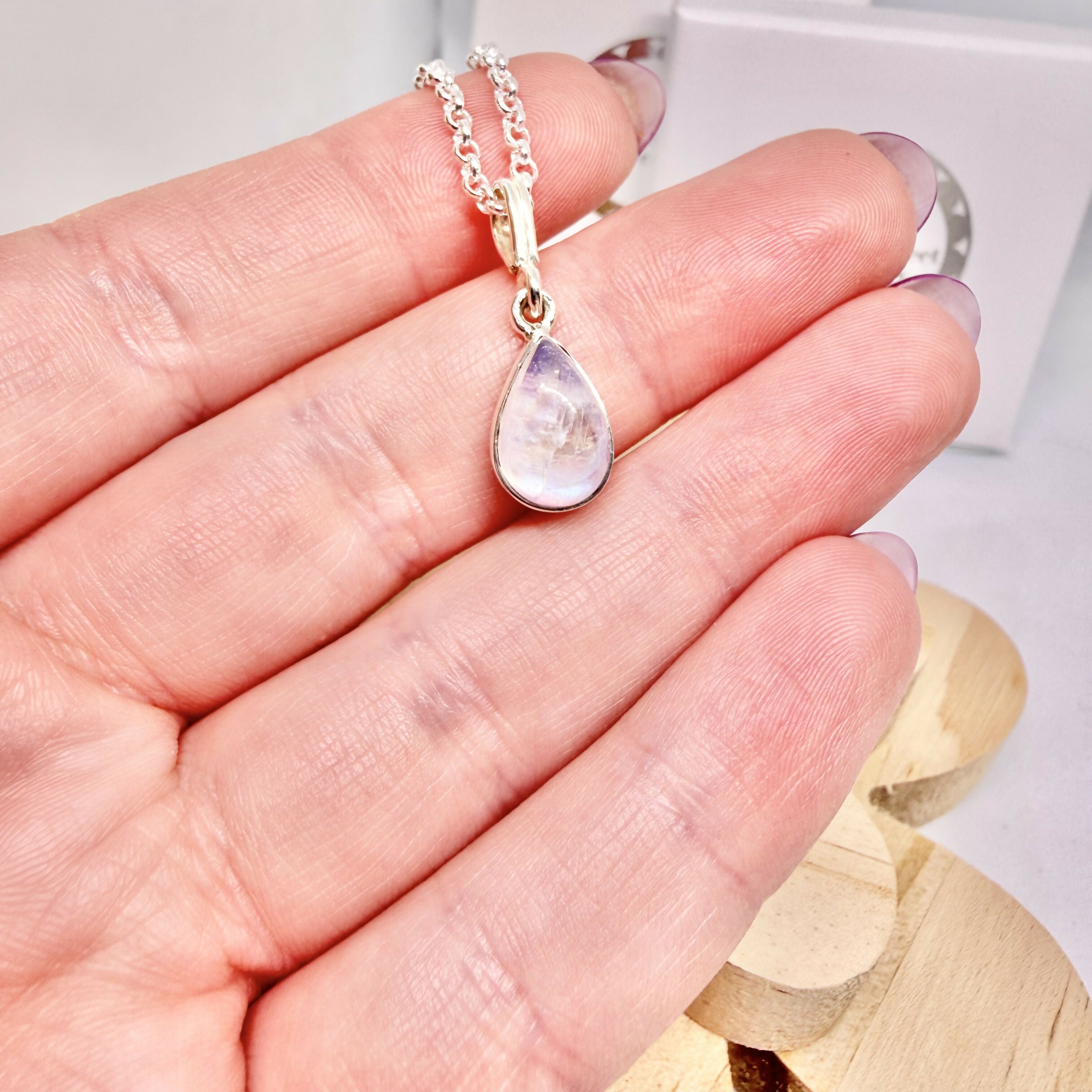 PINK MOONSTONE TEARDROP NECKLACE