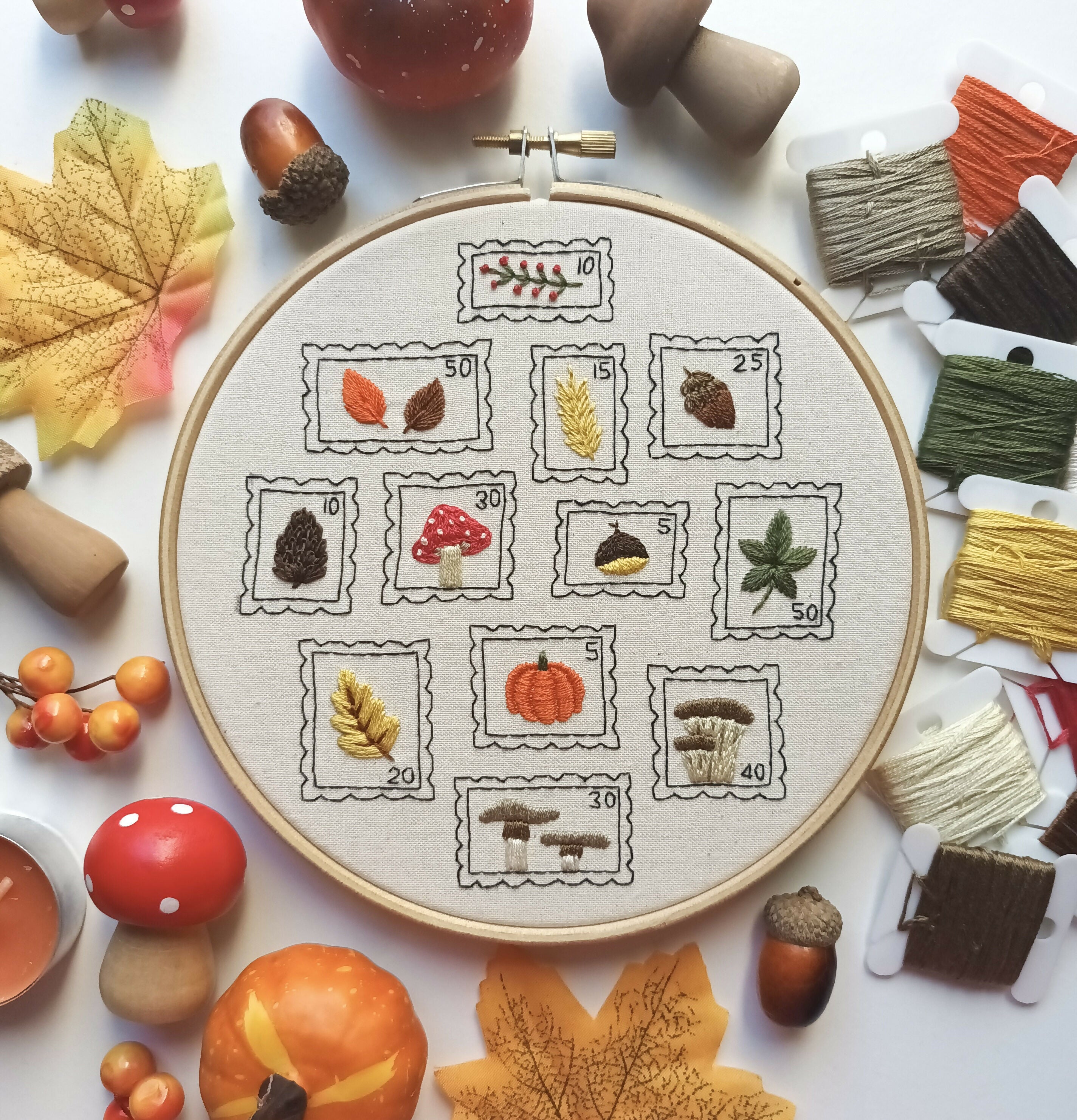 Preprinted embroidery pattern for beginners - Fall stamps