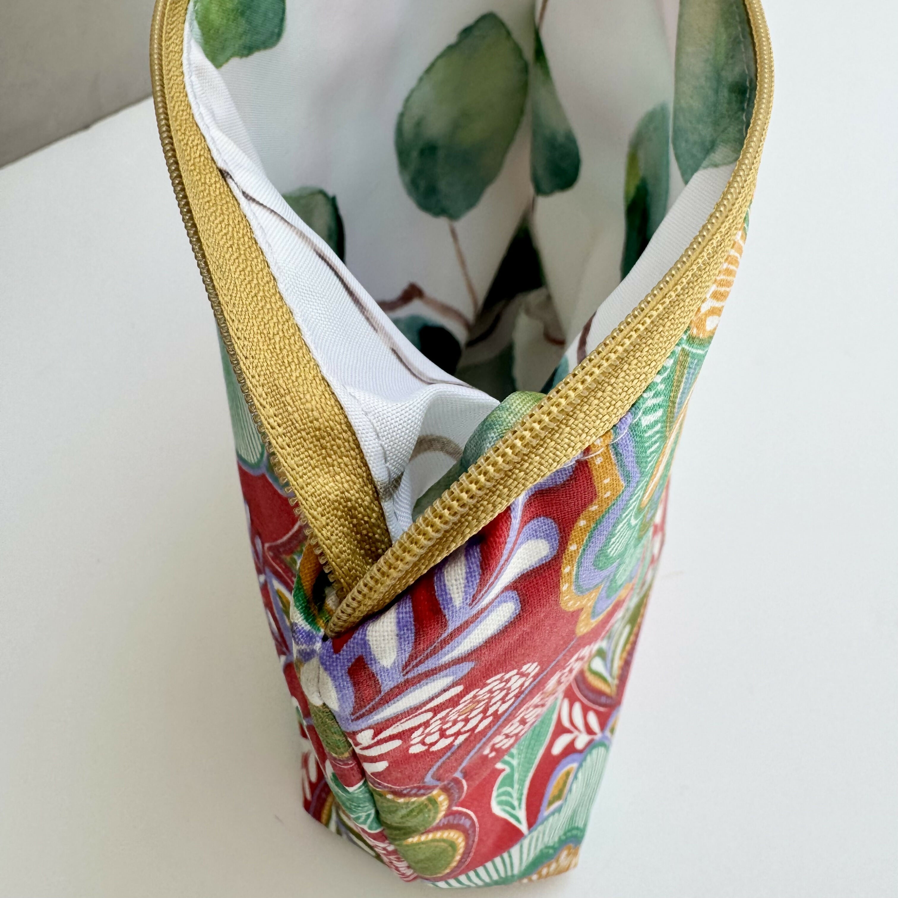 Medium Toiletry - Red Floral