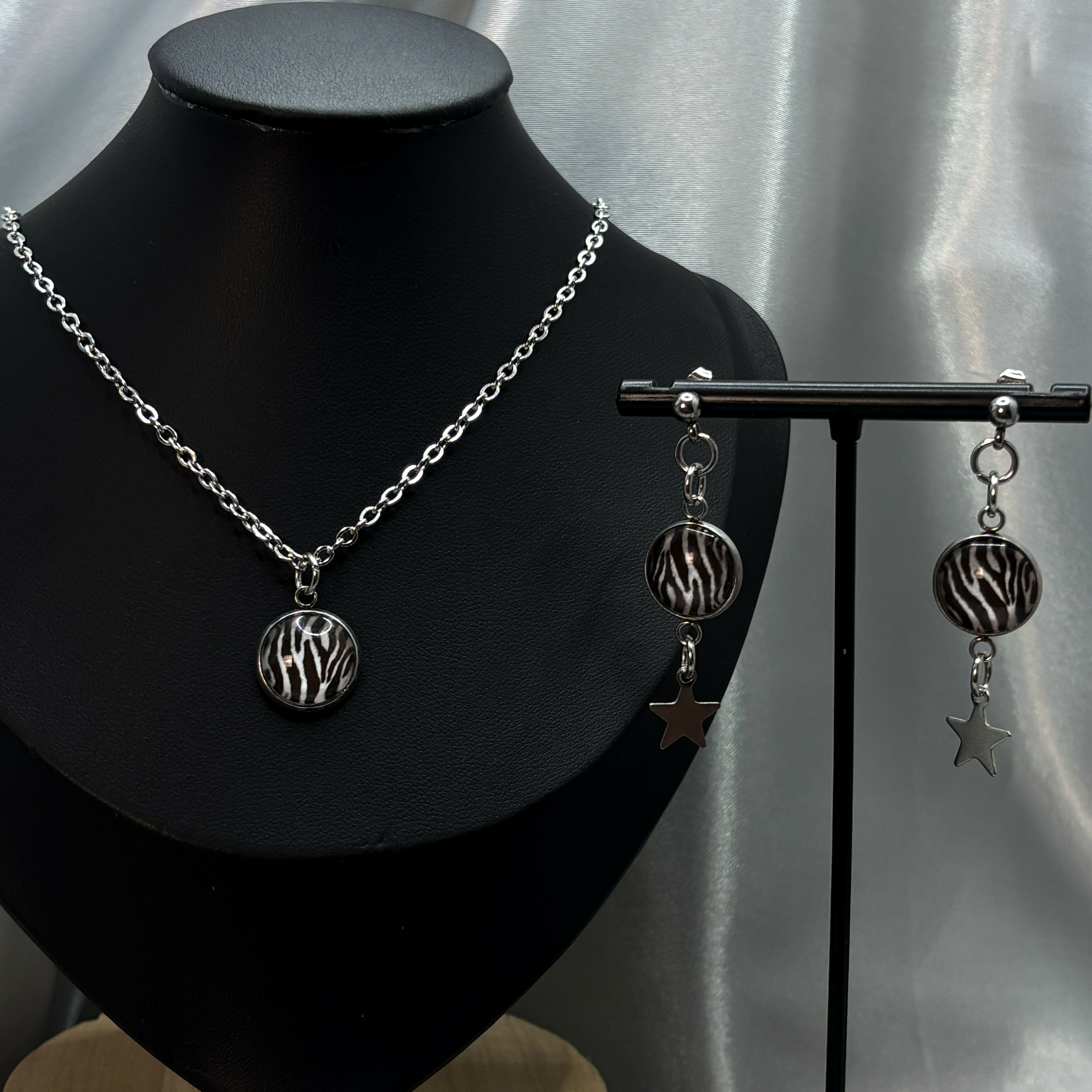 Zebra Print Necklace & Earrings Set