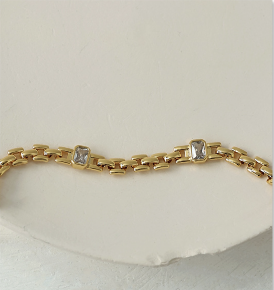 Chic Chain Link Bracelet