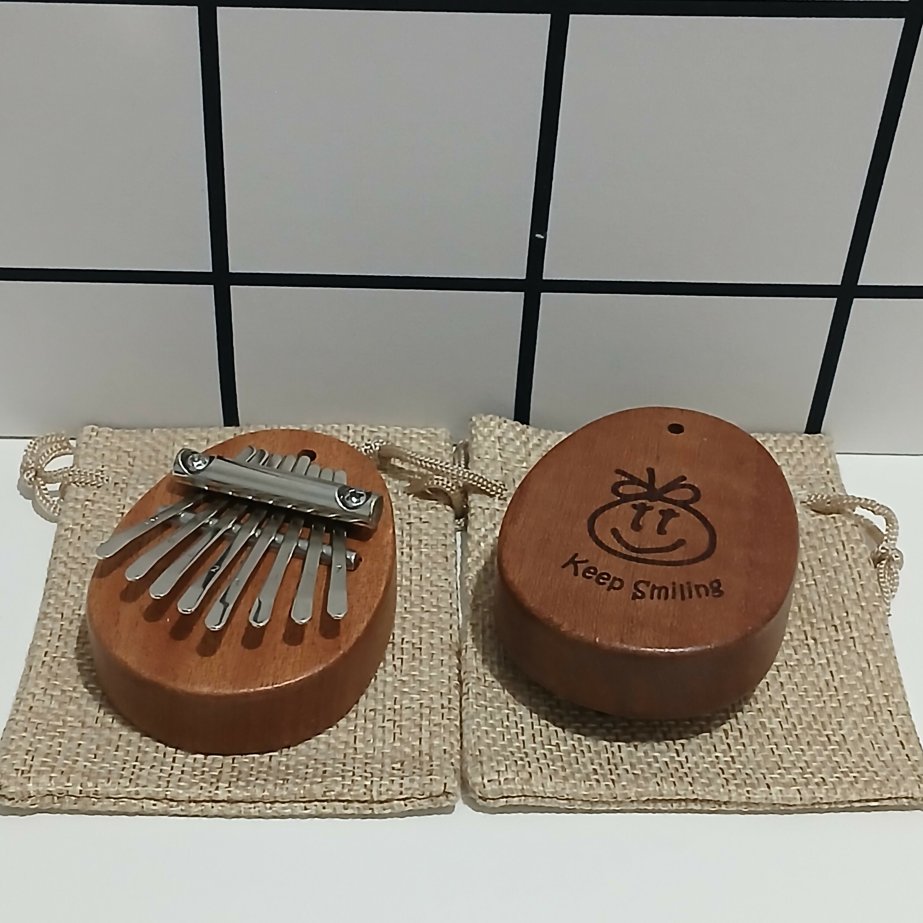 Wooden Thumb Piano Kalimba - Keep Smiling (Girl)