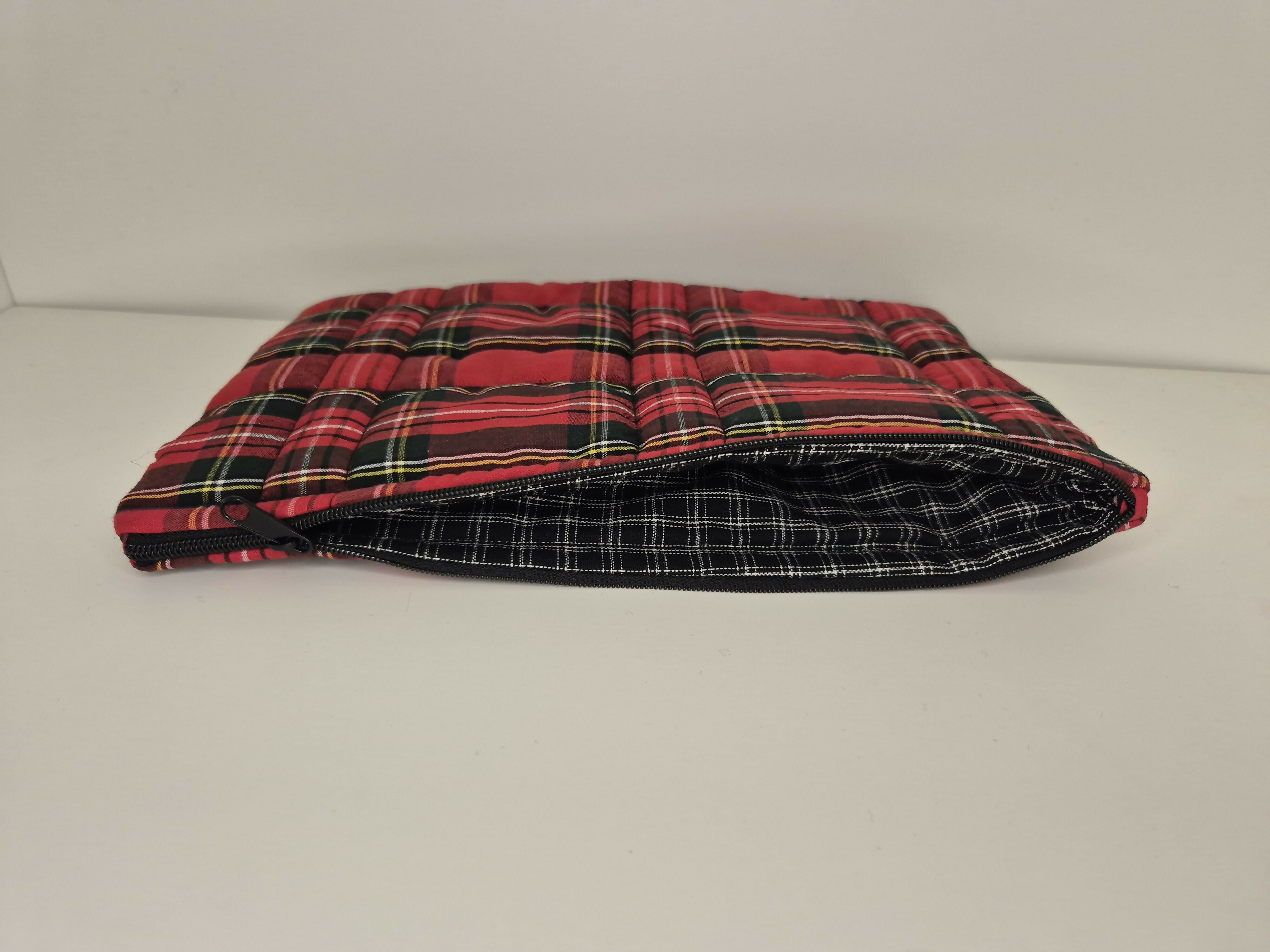 Quilted Christmas Purse Pouch