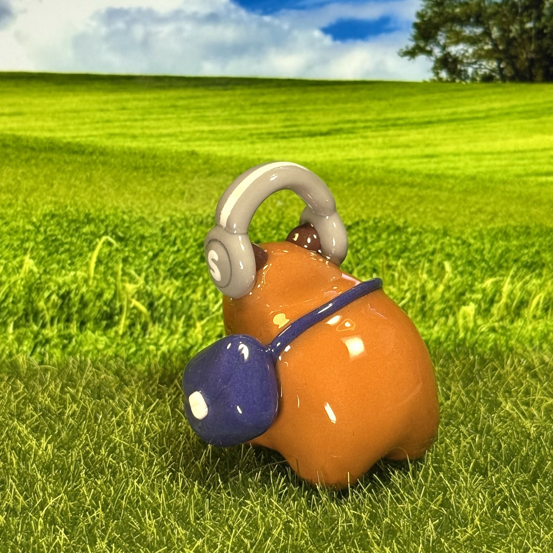 Cool Capybara With Headphone Figure