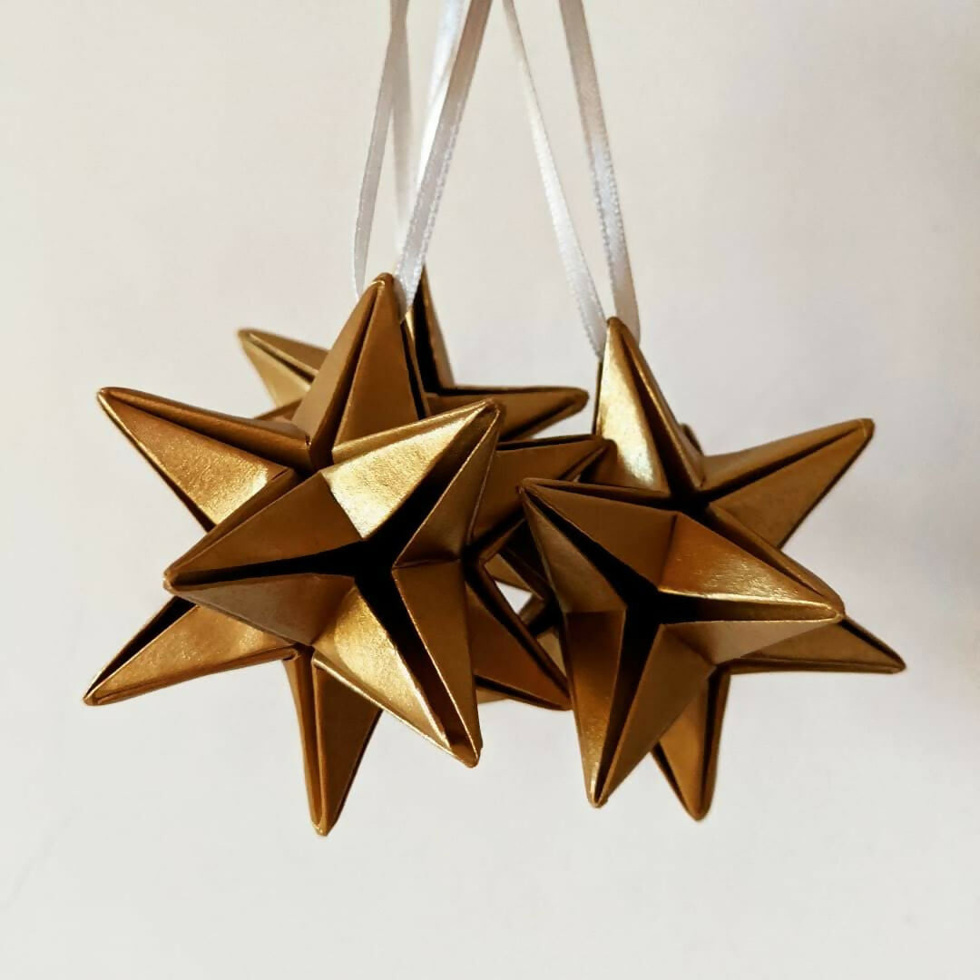 gold origami paper 3D star baubles