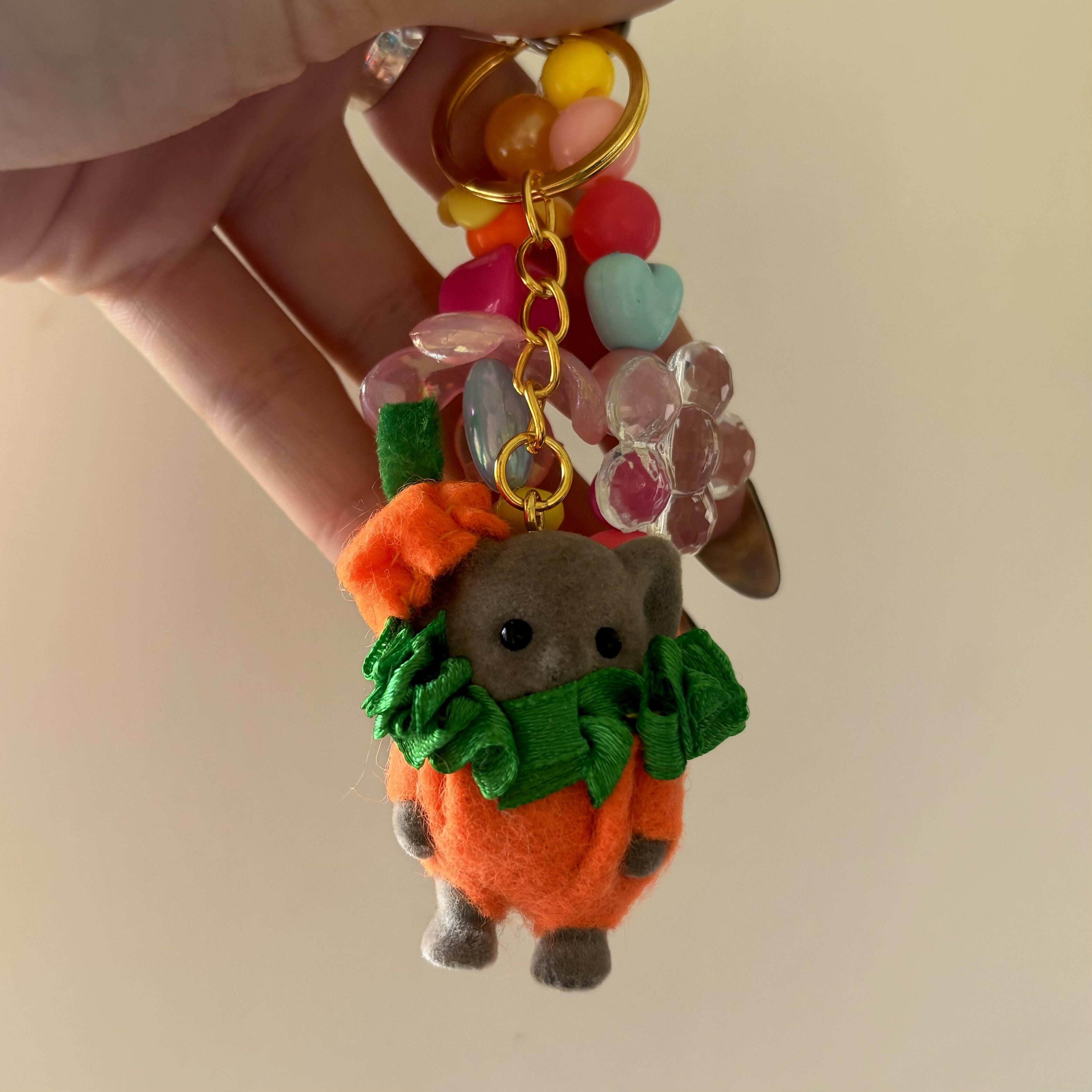 Pumpkin felt friend keyring
