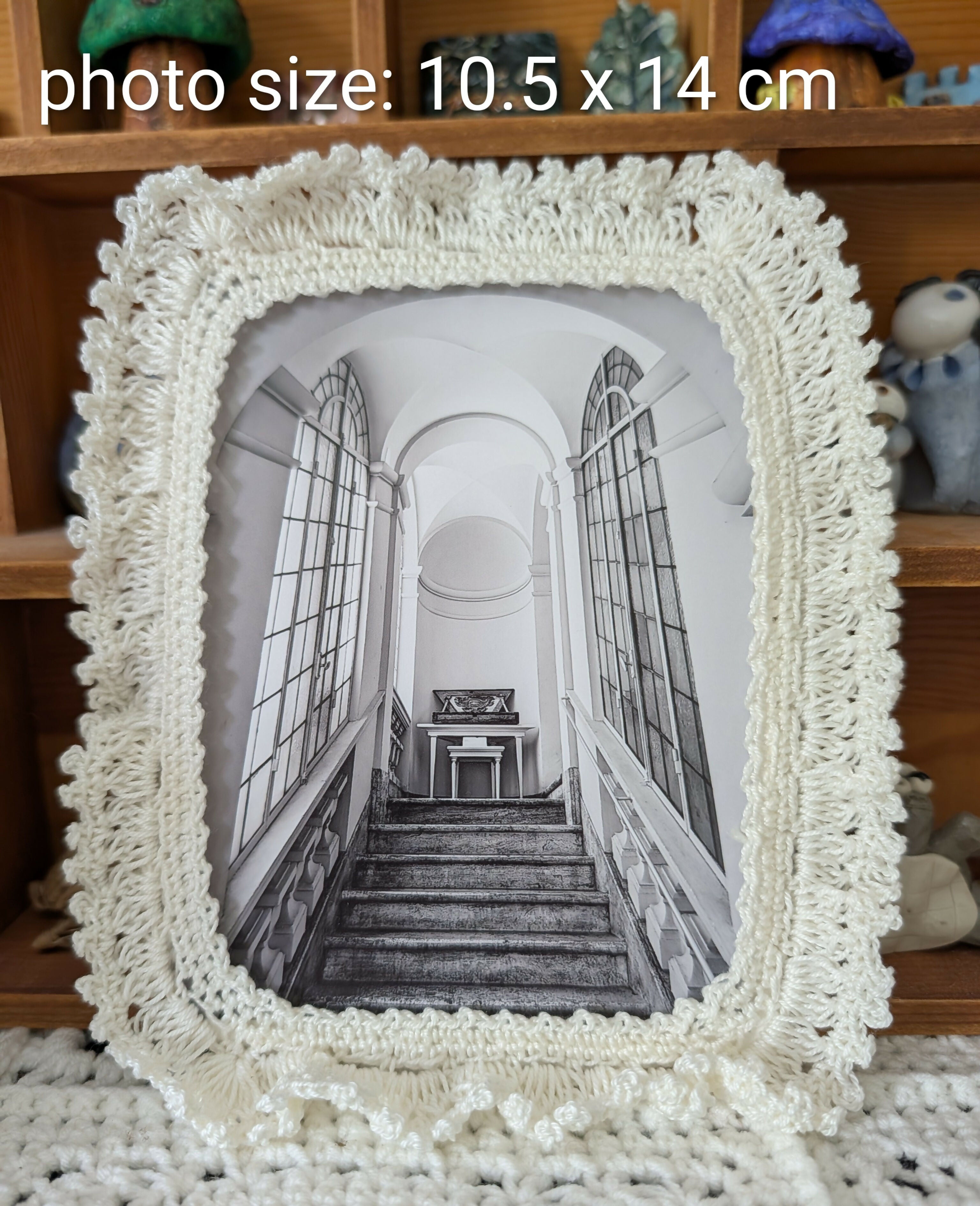 Vintage-style Lace Photo Frame (LIMITED EDITION)