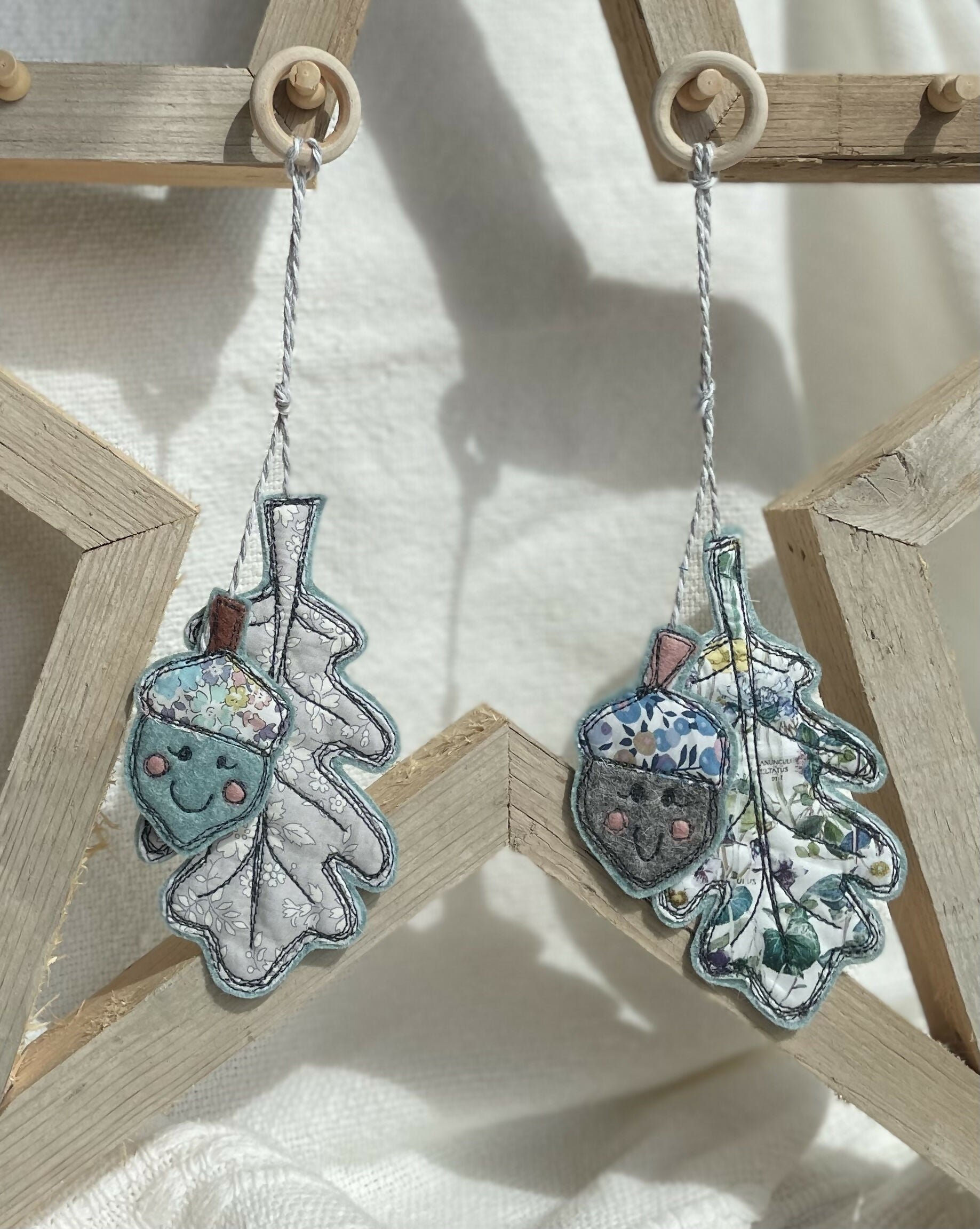 Liberty leaf and acorn decoration