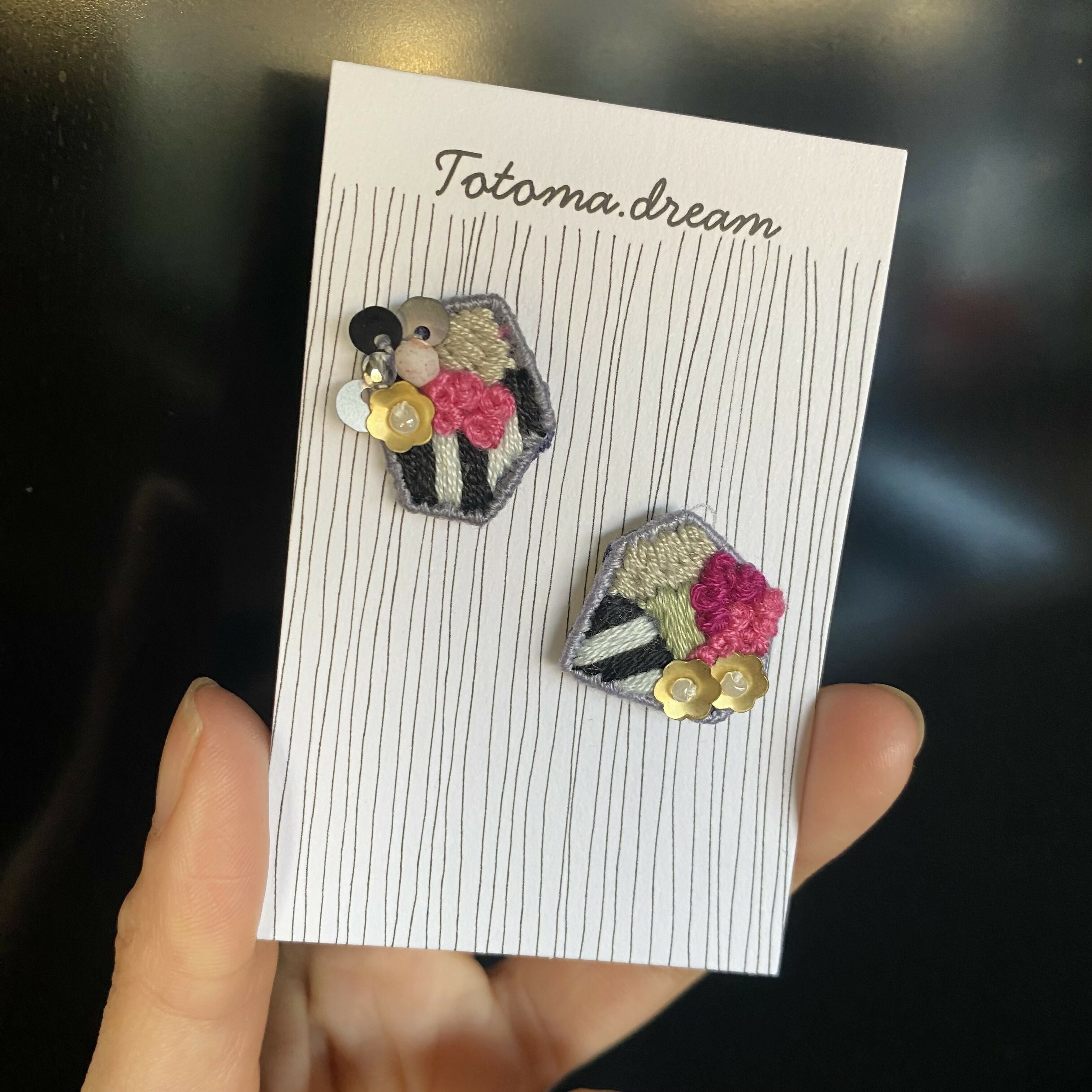 Embroidery Earrings (Geometric)