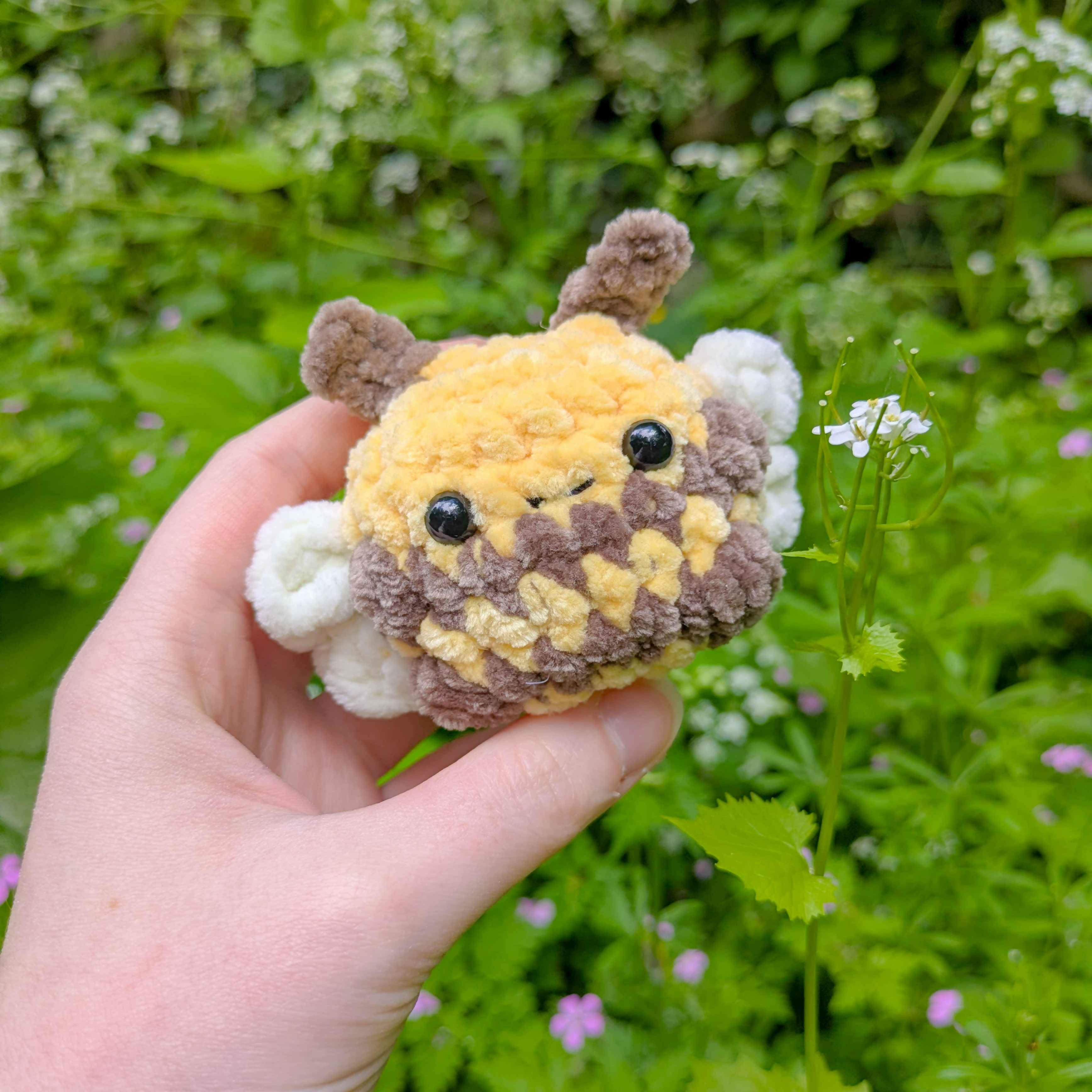 Bumble Bee Puff Pud - Crochet Plushie