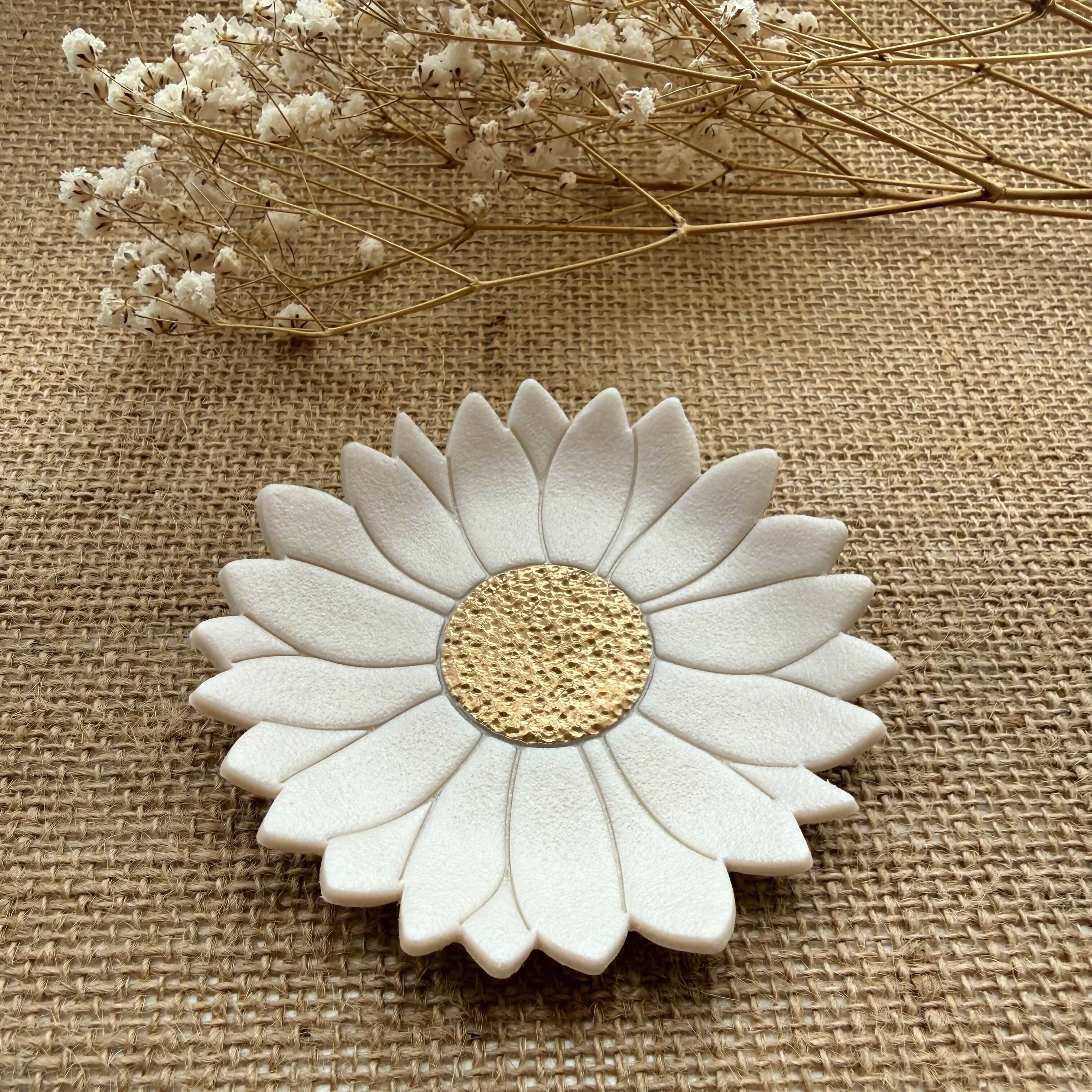 Handmade Floral Trinket Dish with Daisy Design and Gold Centre