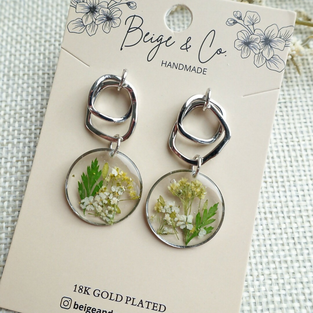 Real Flower Stylish Knot Circle Earrings