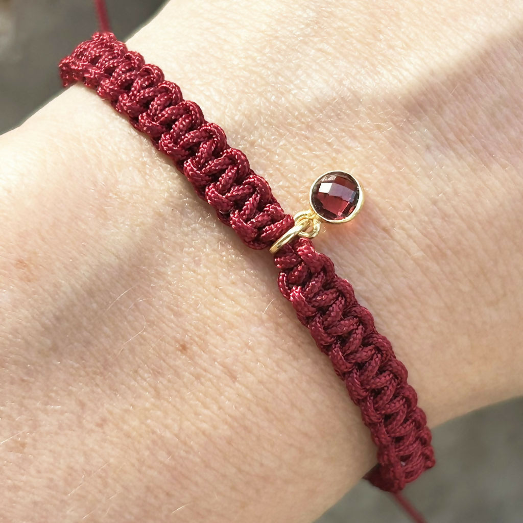 Handmade Adjustable Macrame Bracelet With Gold Vermeil Garnet Charm.