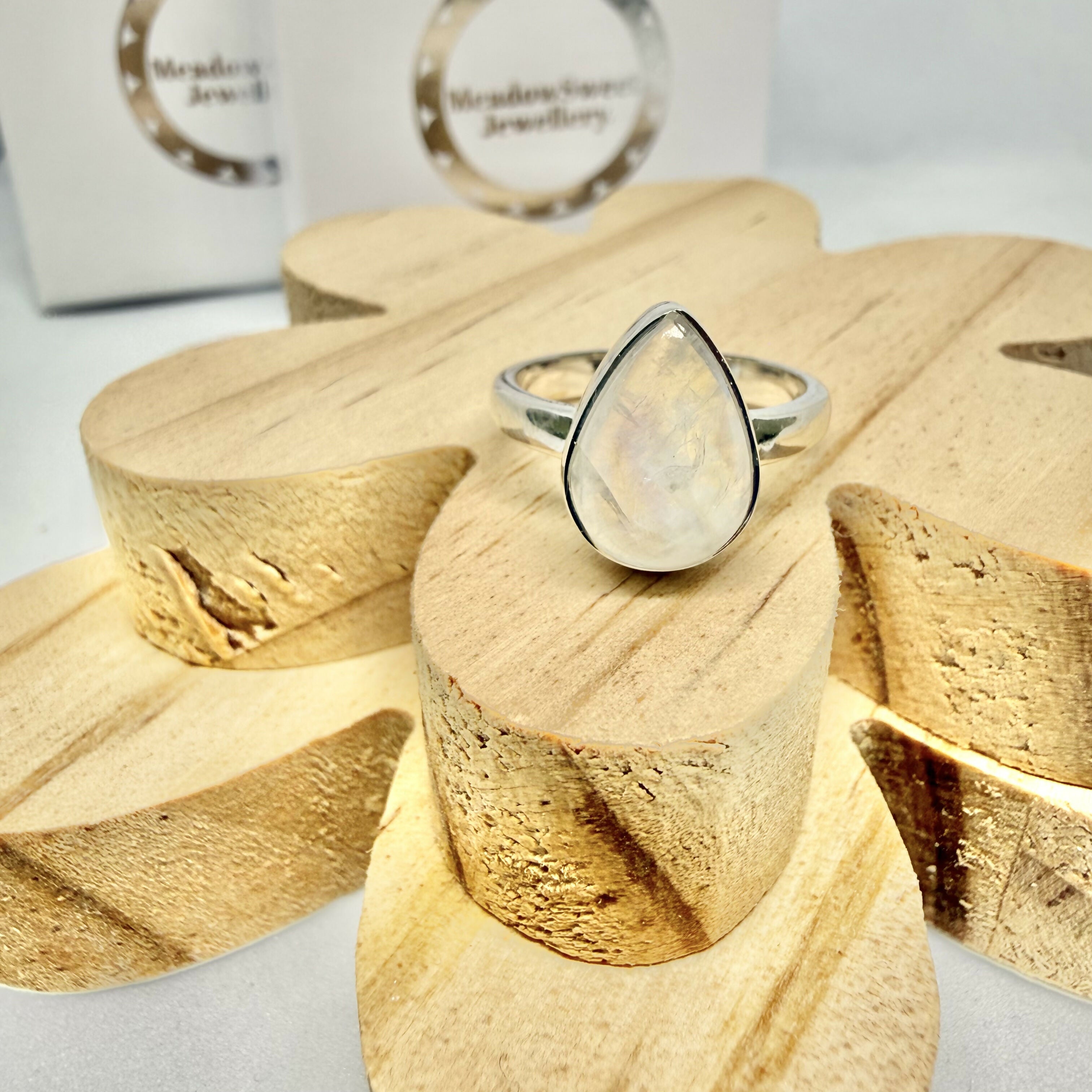 WHITE MOONSTONE TEARDROP RING SIZE M 1/2