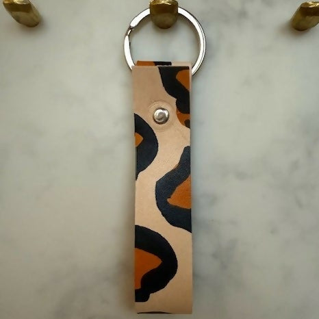 Hand Painted Leopard Keyring Silver