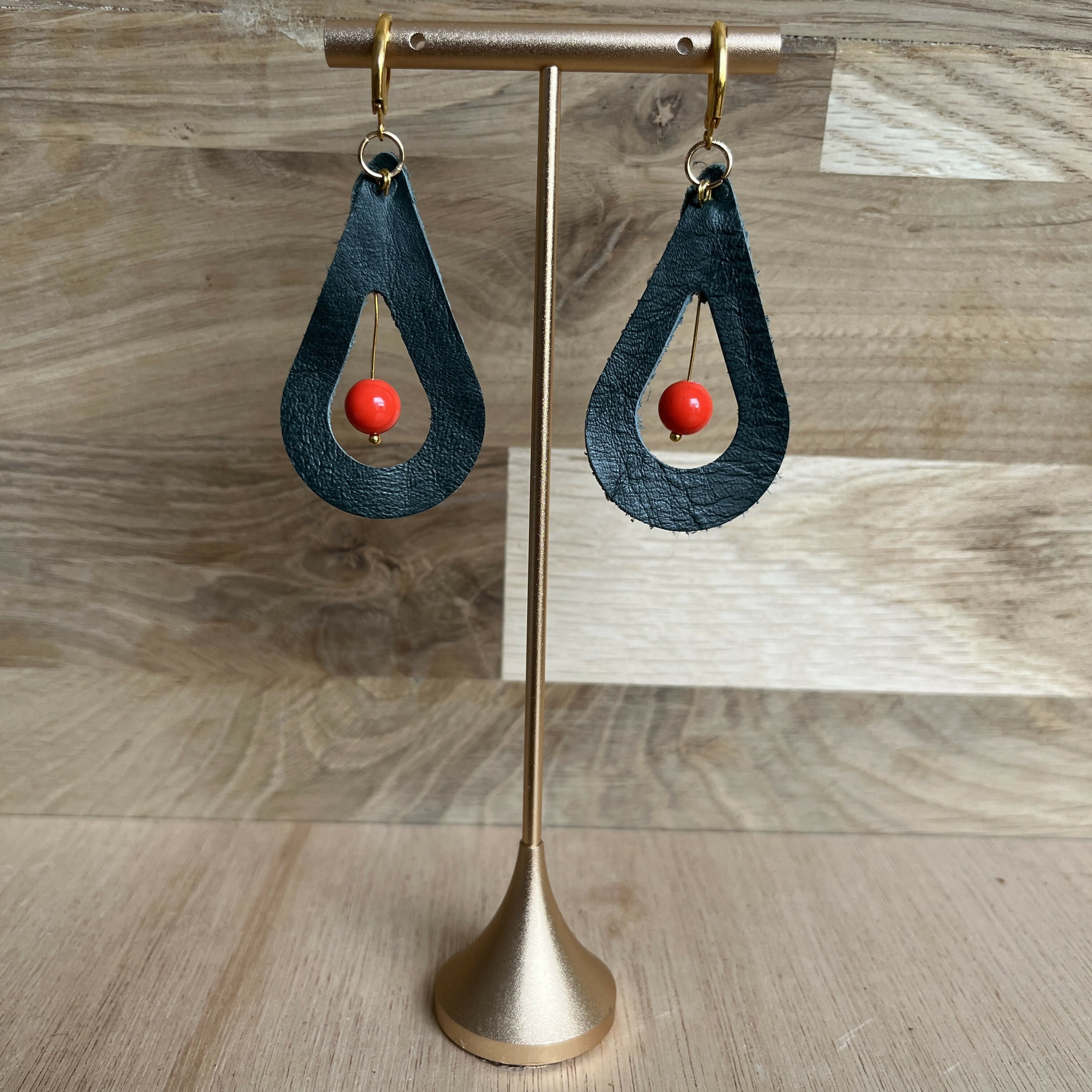 Forest Whisper Teardrop Earrings – Emerald & Red