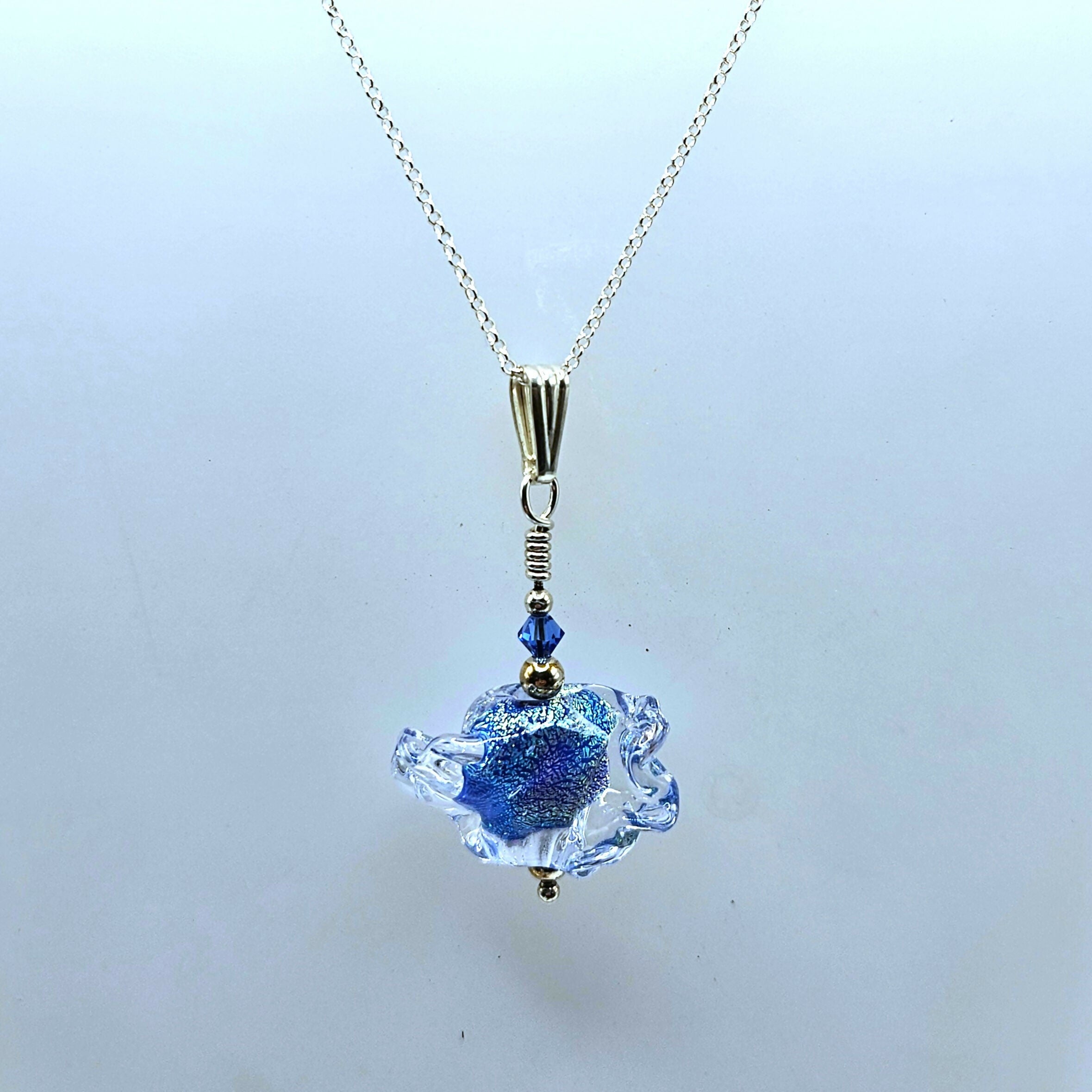 BEAUTIFUL GLASS PENDANT ON STERLING SILVER CHAIN