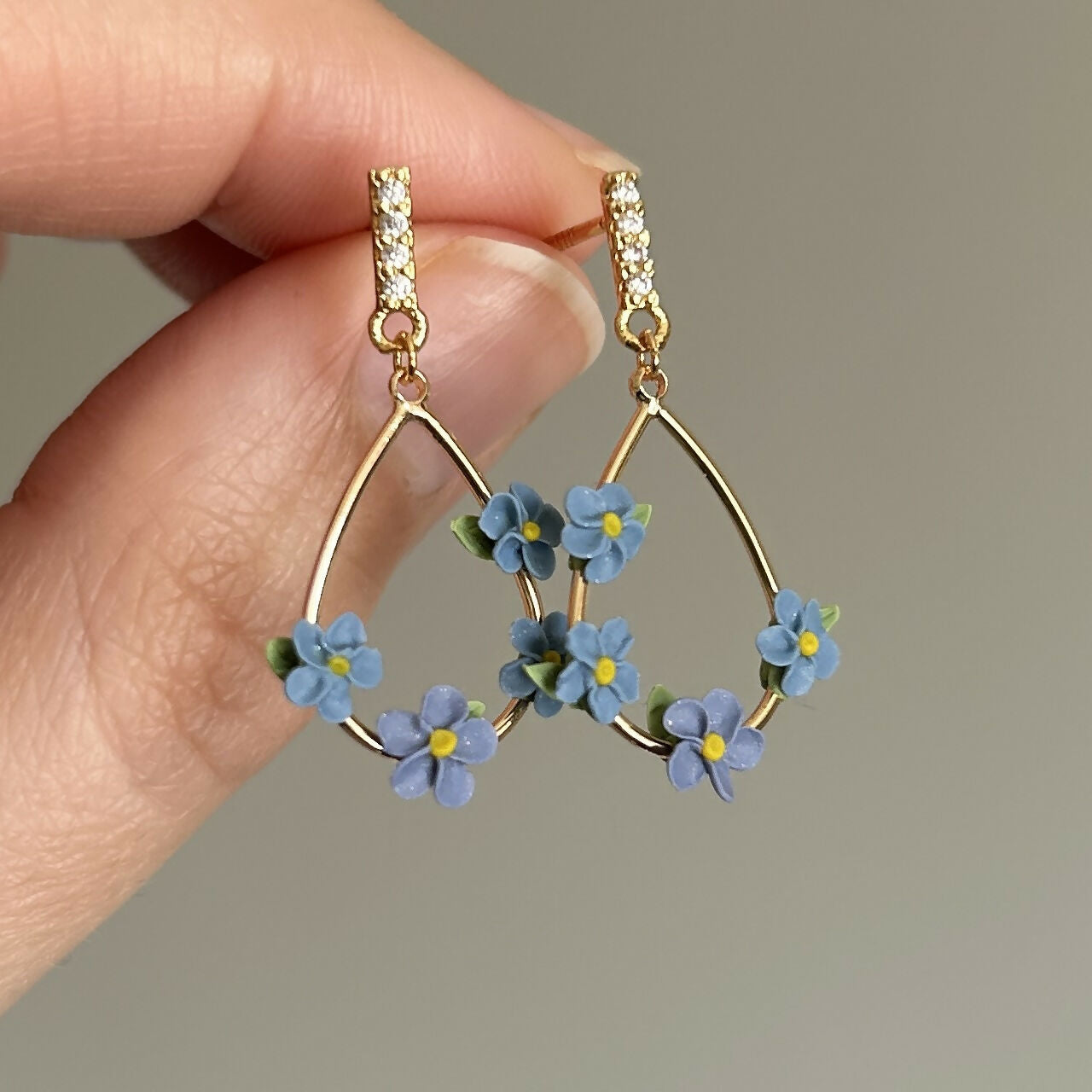 Small Forget-me-not Flowers Teardrop Earrings