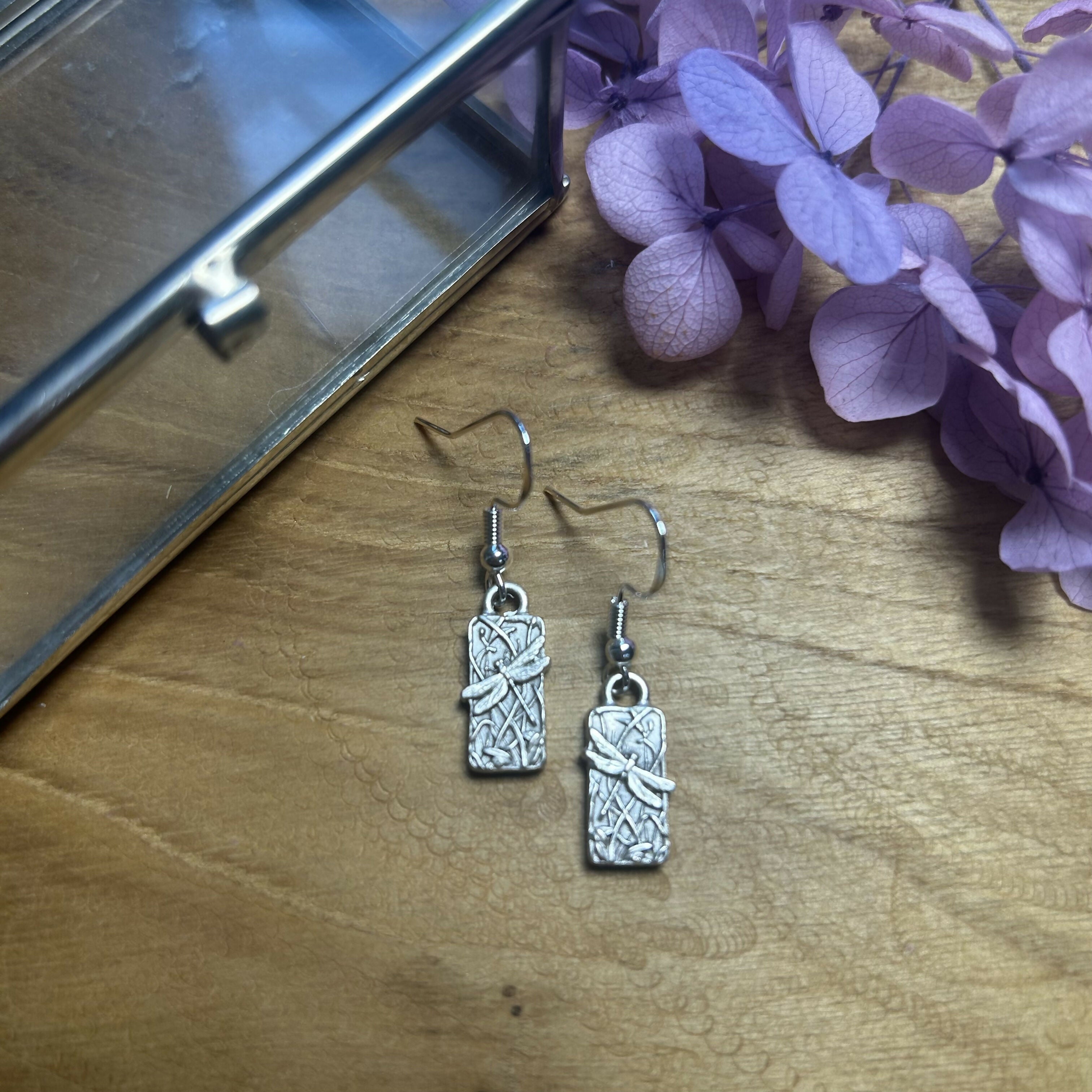 Stunning Dragonfly Charm Earrings