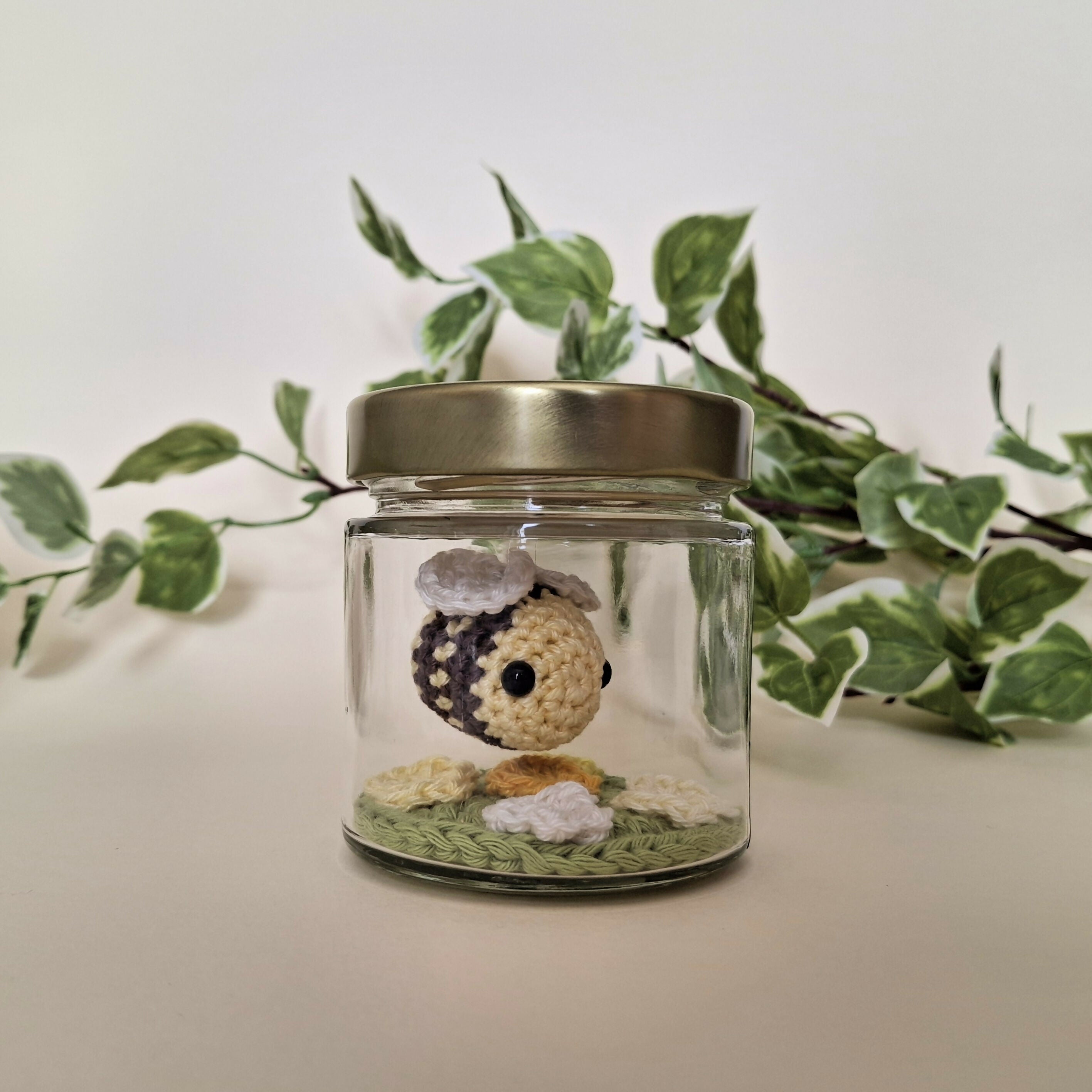 Bee Jar Yellow 5 Painty Paws 2025