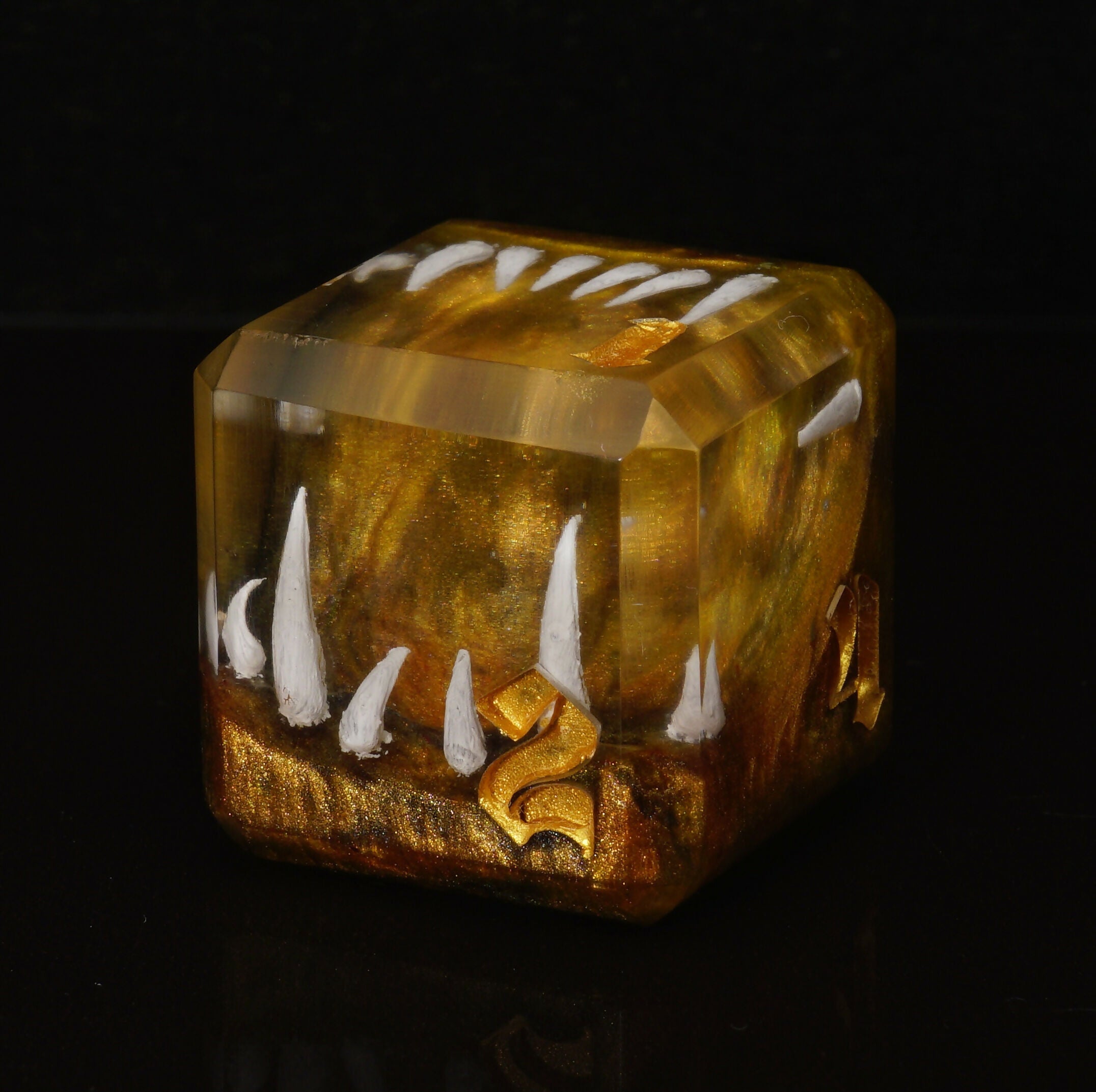 Mystery Mimic Dice + Box
