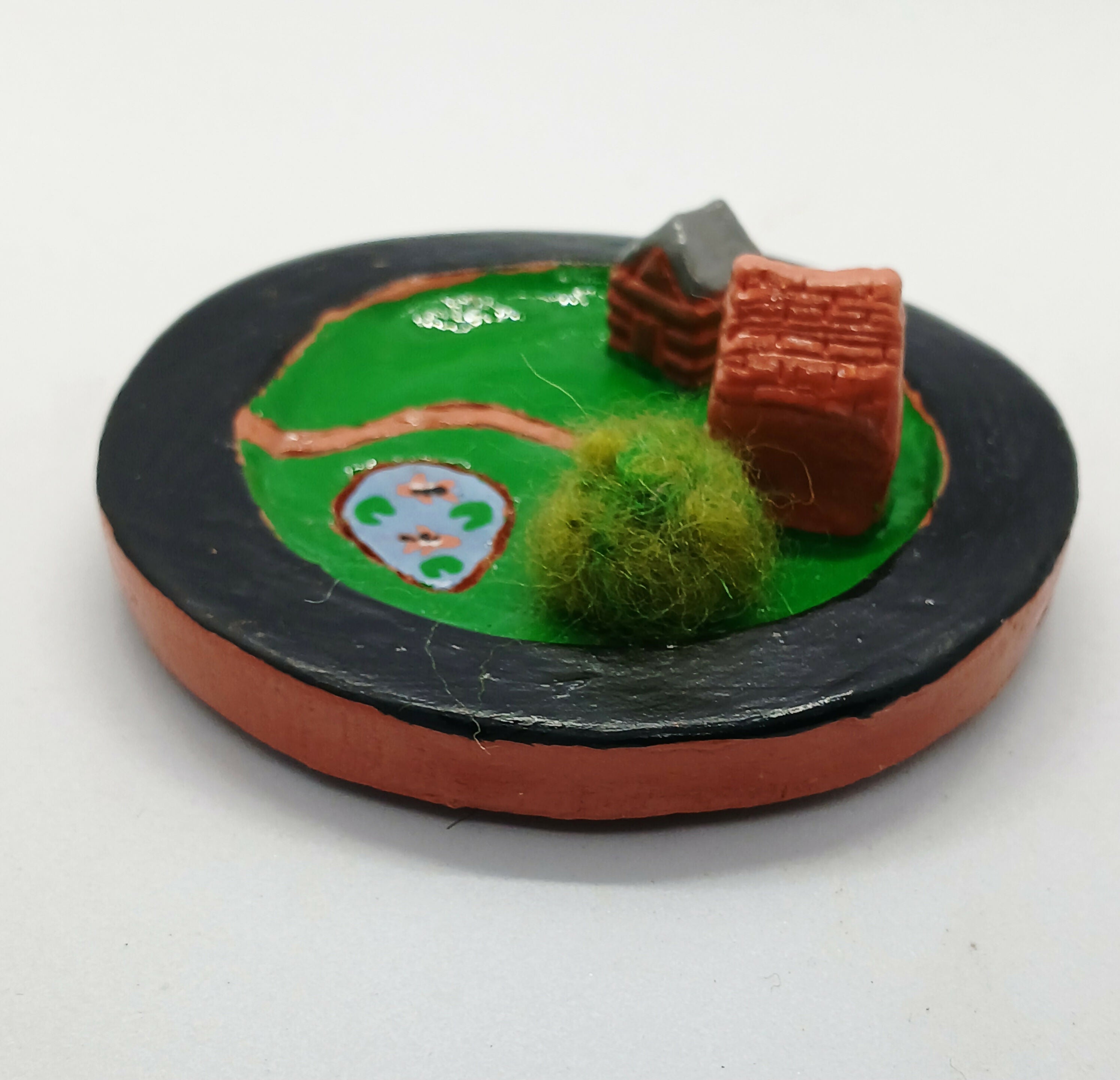 Clay House, Shed and Bush Jewellery/Trinket Dish with Pond