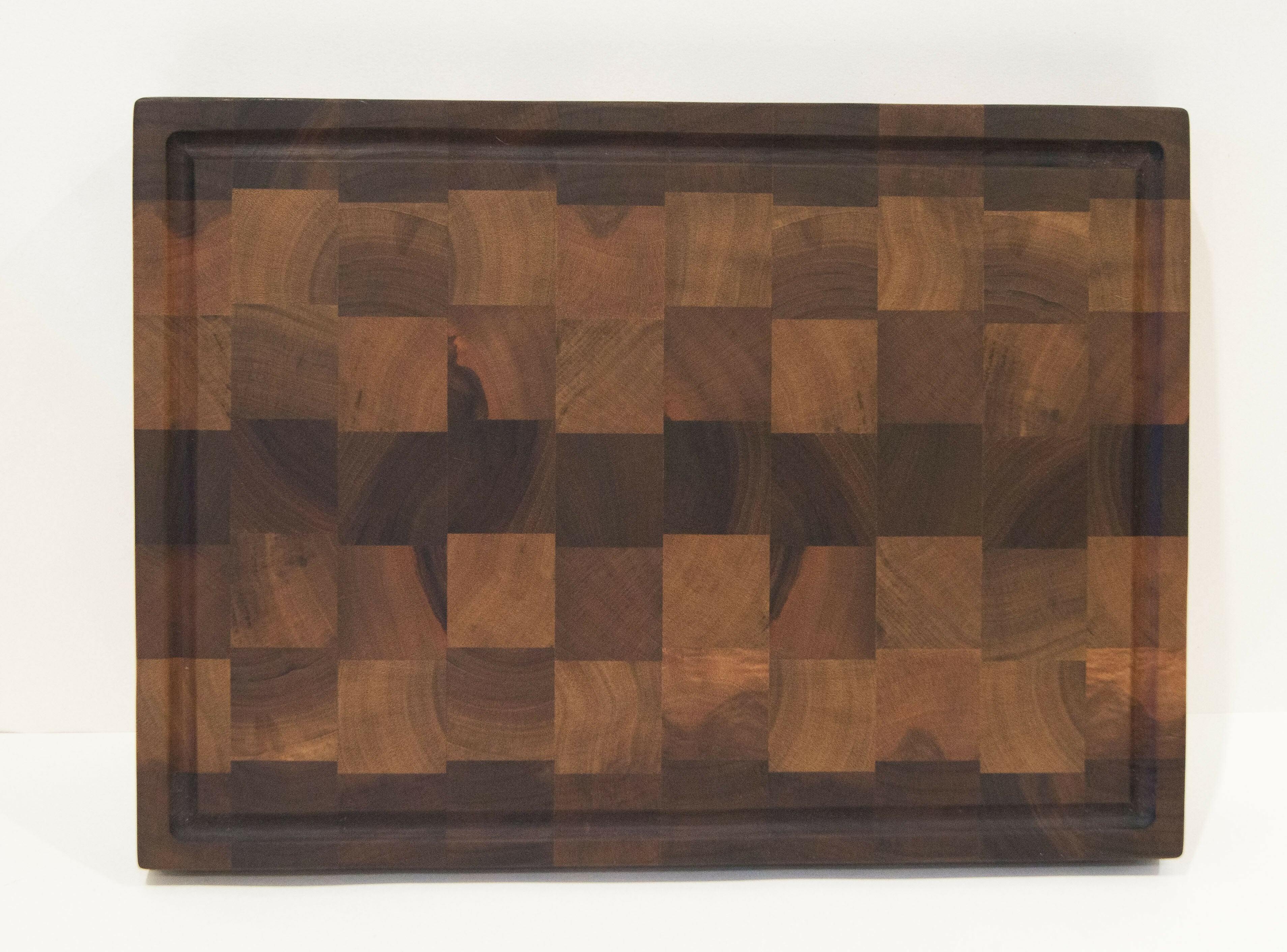 End-grain Walnut Chopping Board