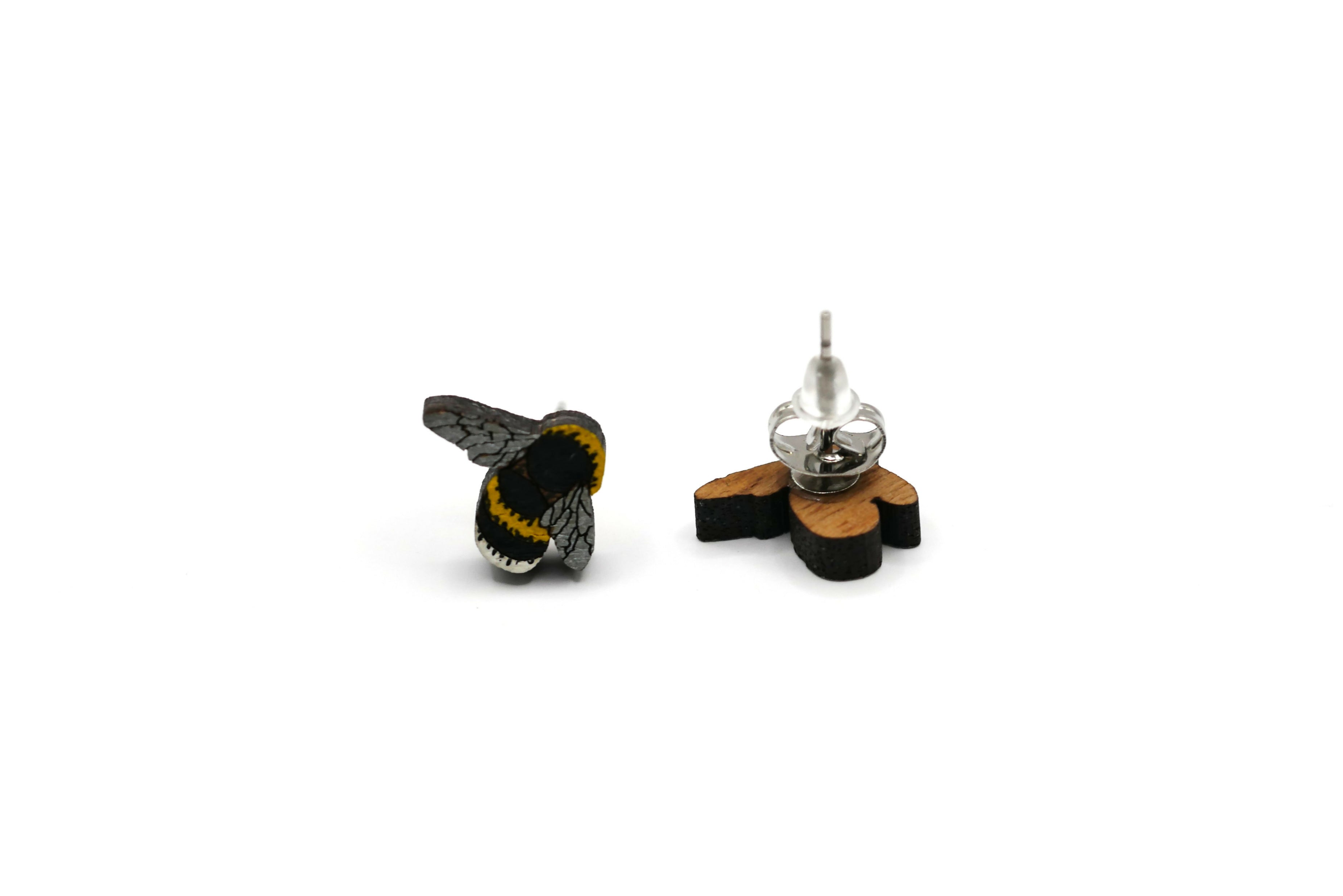 Bumble Bees Necklace and Stud Earrings Set
