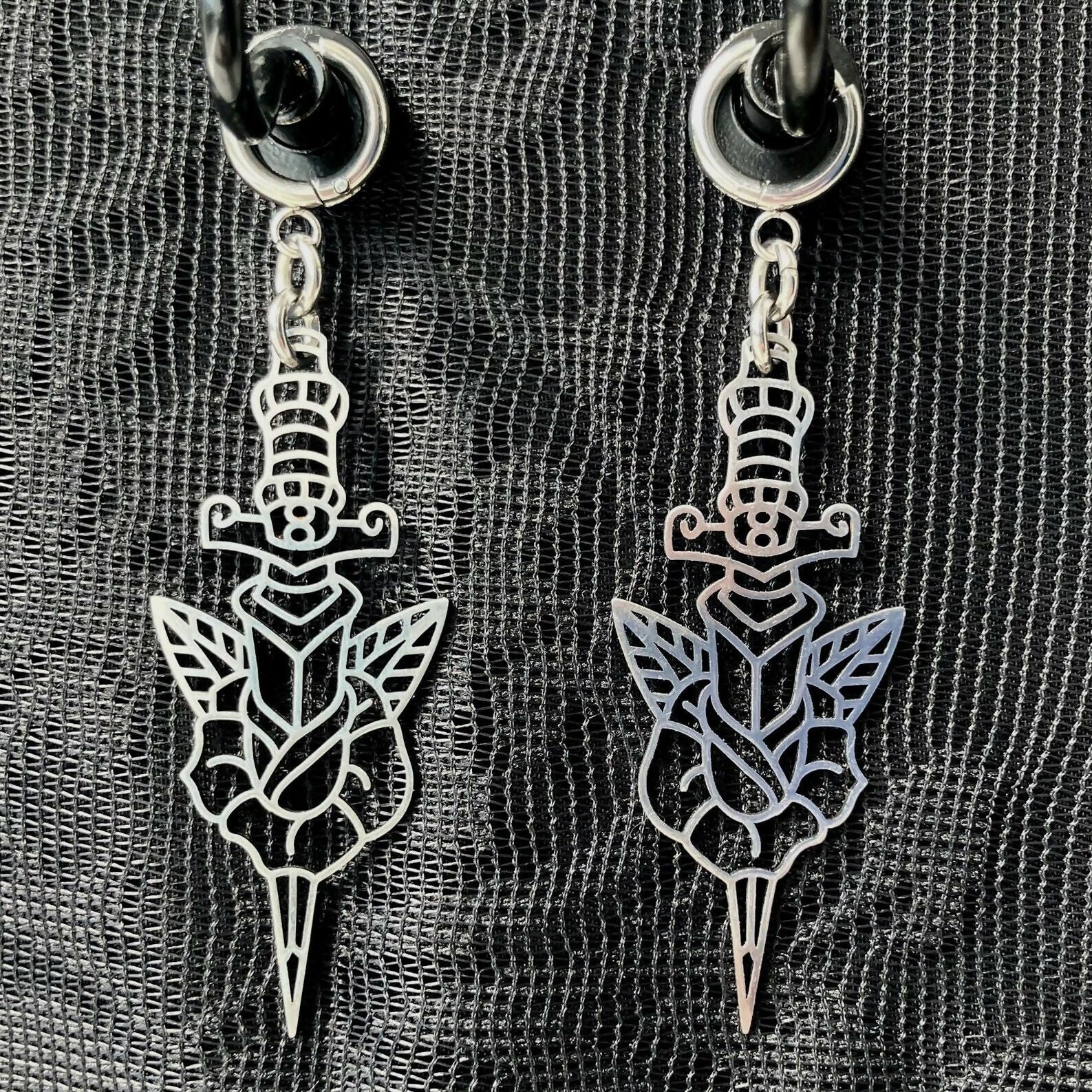 CHAINMAIL TATTOO EARRINGS - STAINLESS STEEL