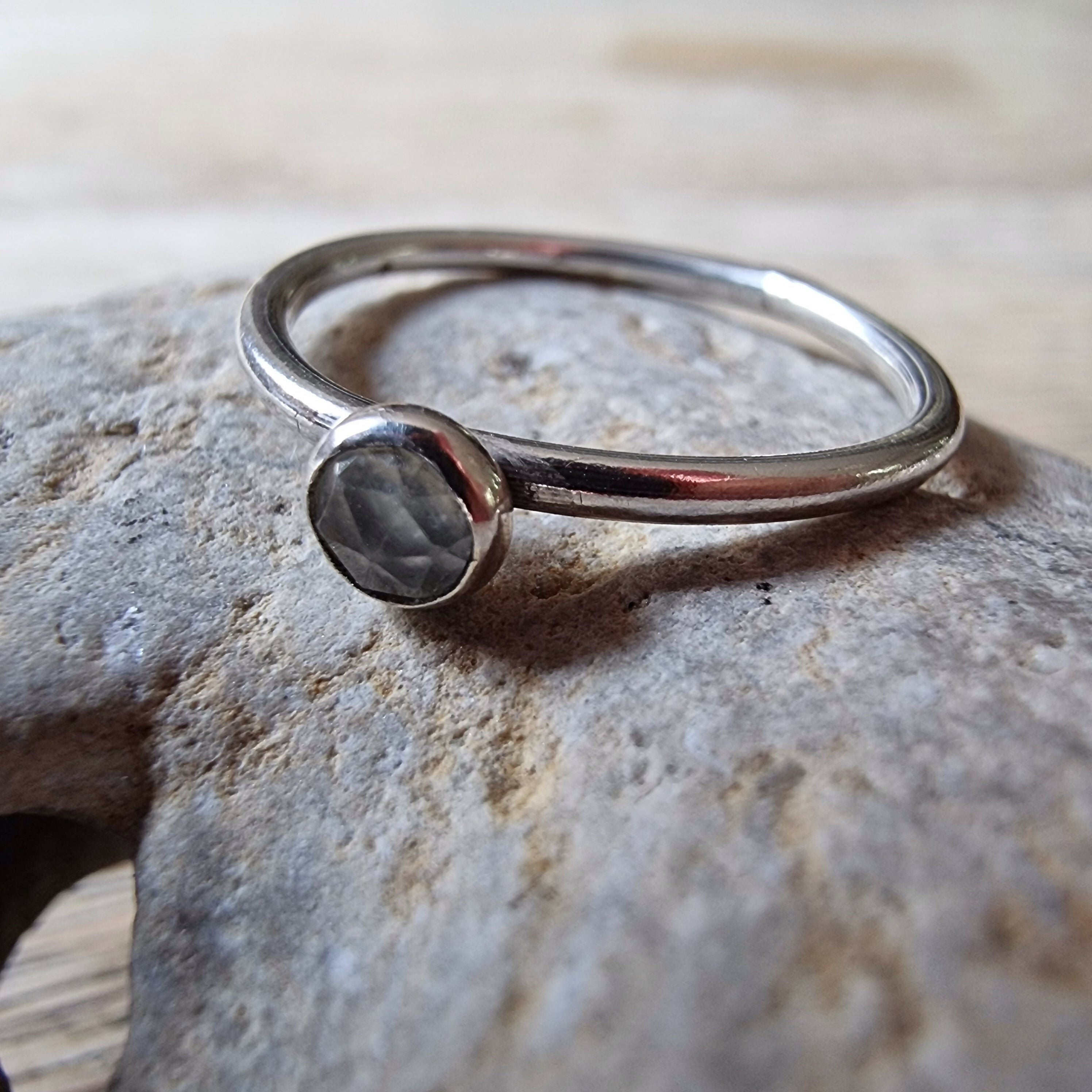 Sterling Silver and Chrysoprase Ring