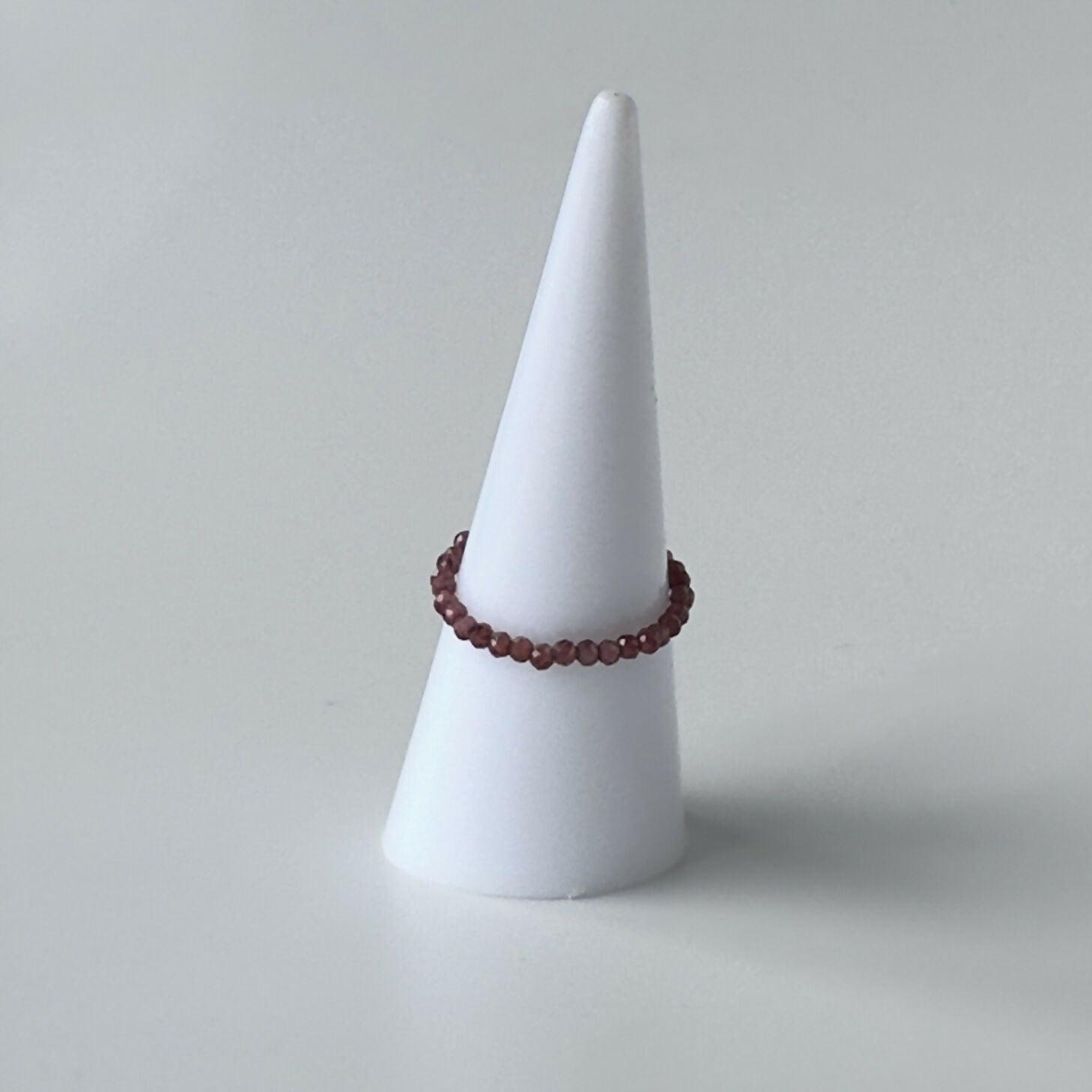 HEALING CRYSTAL STRETCH RING TO HELP WITH COURAGE
