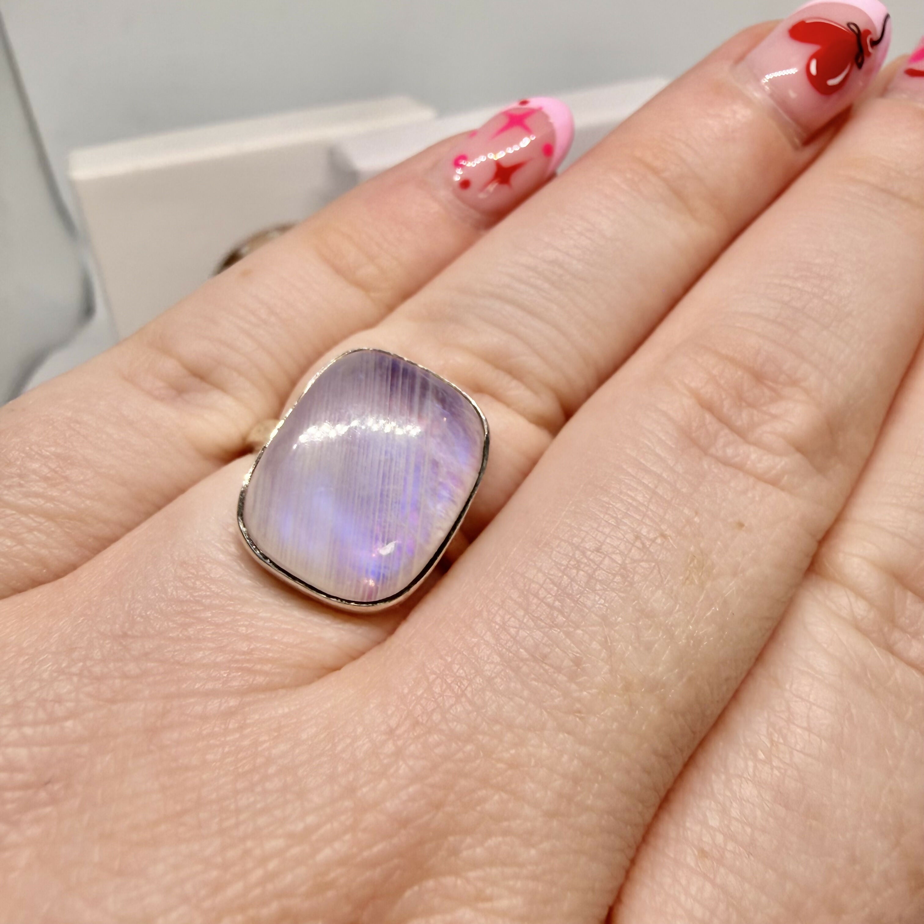 PINK MOONSTONE RECTANGULAR RING SIZE Q
