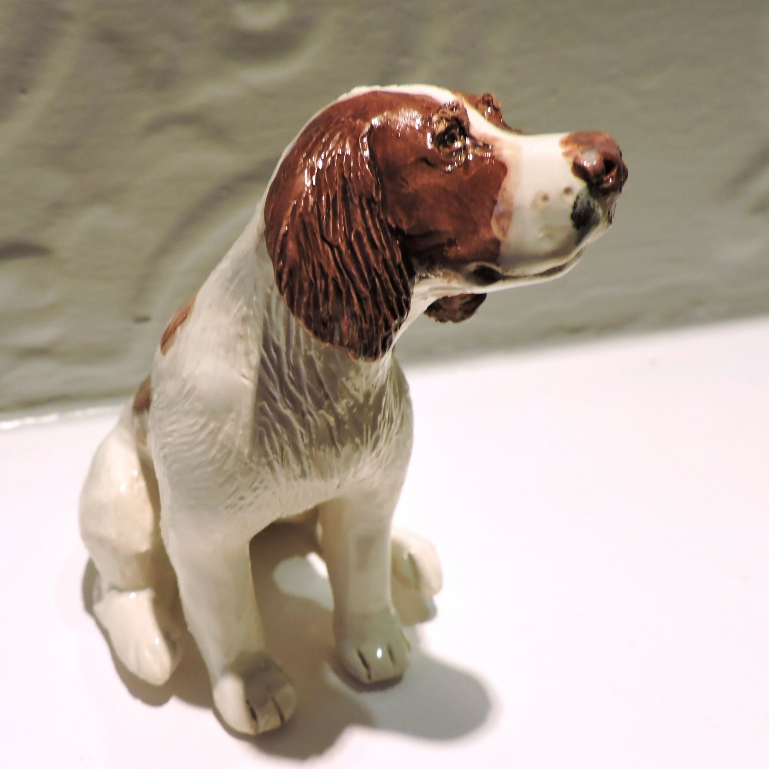 Ceramic Springer Spaniel dog sculpture, Liver and white