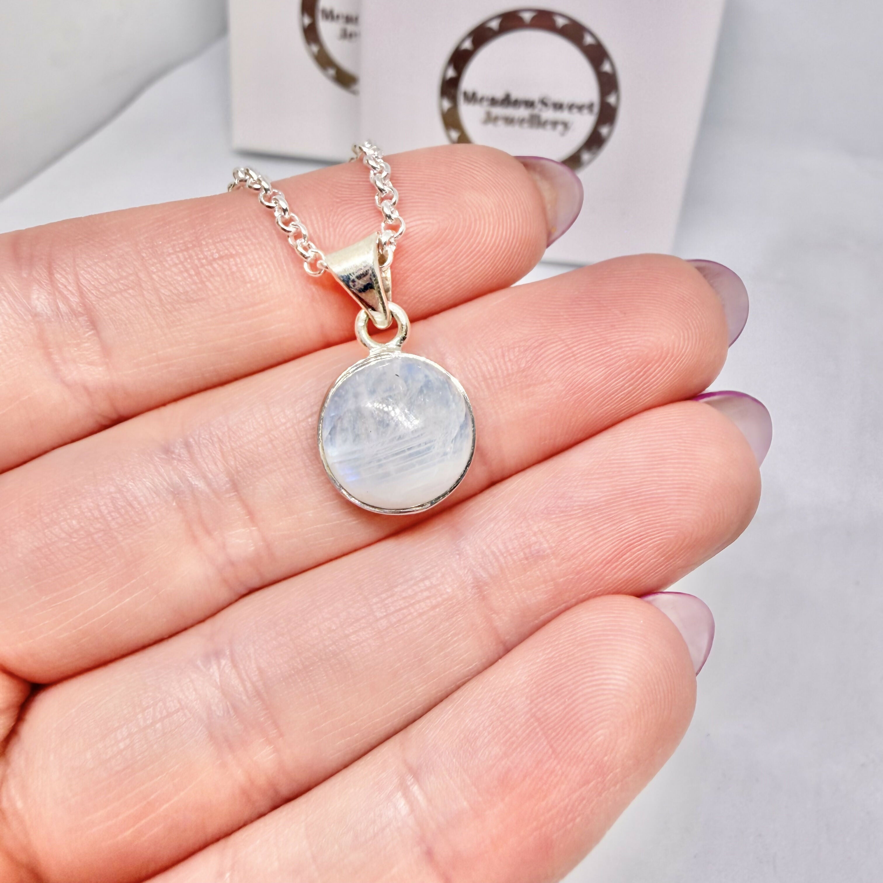 BLUE MOONSTONE ROUND NECKLACE