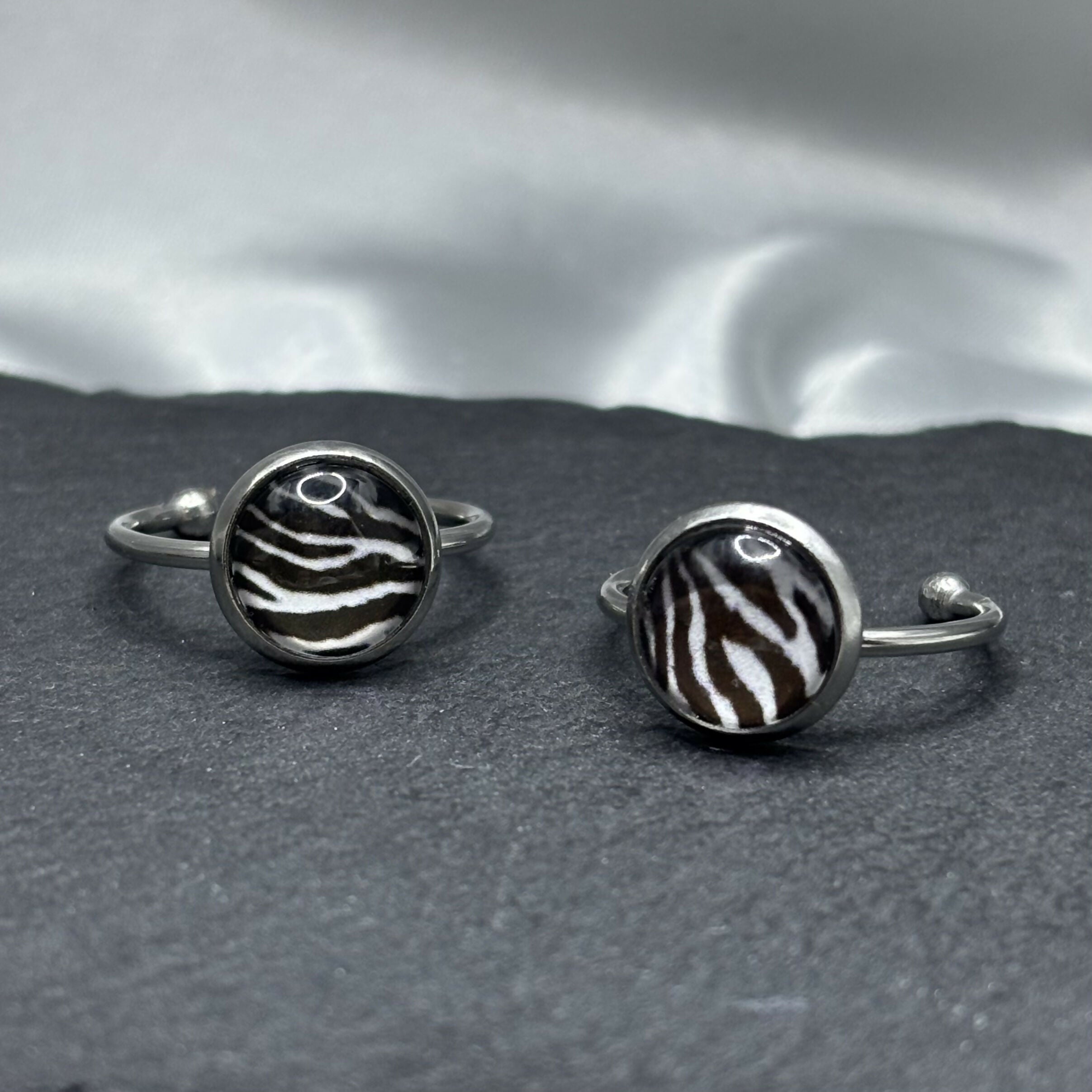 Pattern Silver Ring