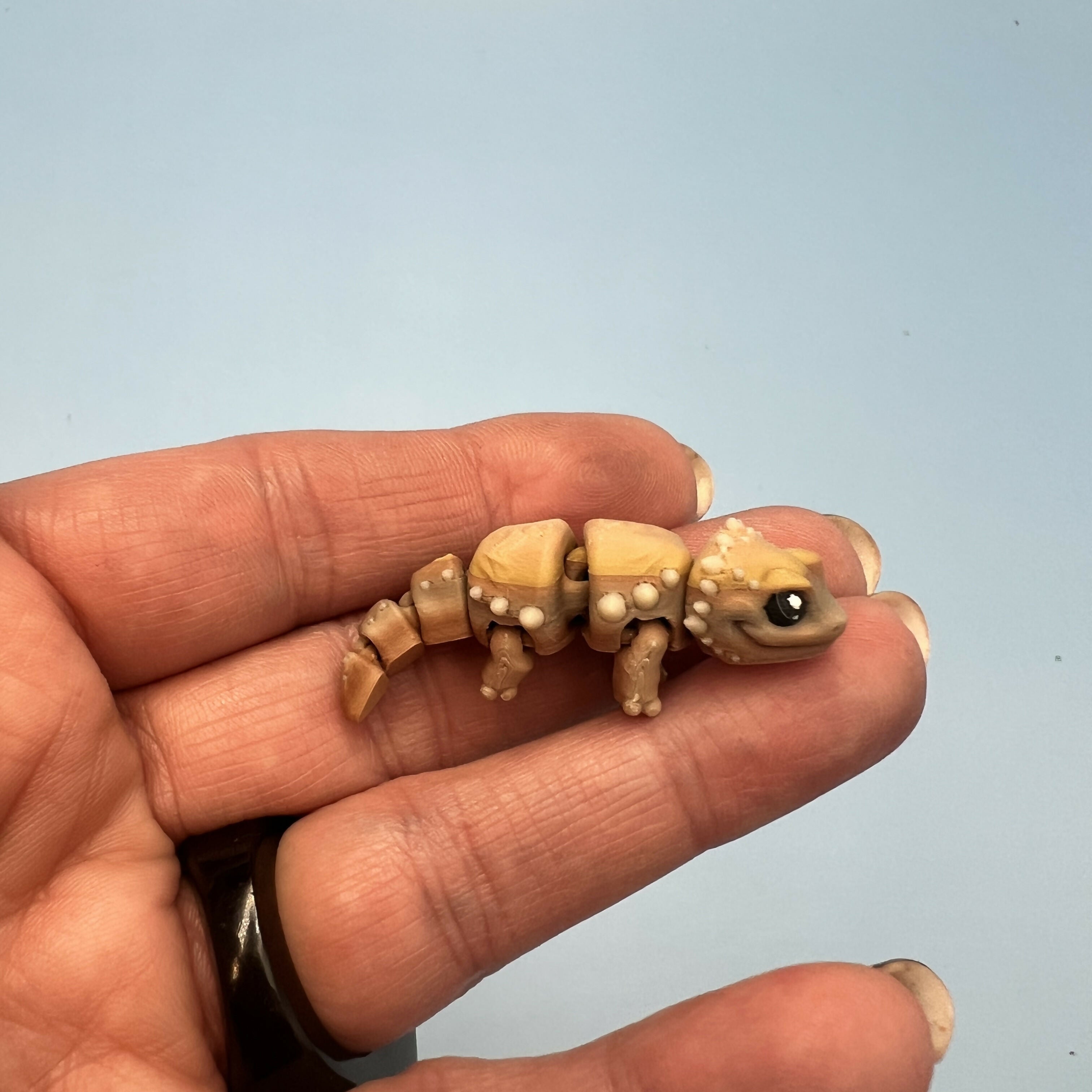 3D Printed Micro Miniatures: Articulated Sensory Fidget Animals friends, Lizards, Hammerhead Shark, Rabbits, Jackalopes 4-5cm