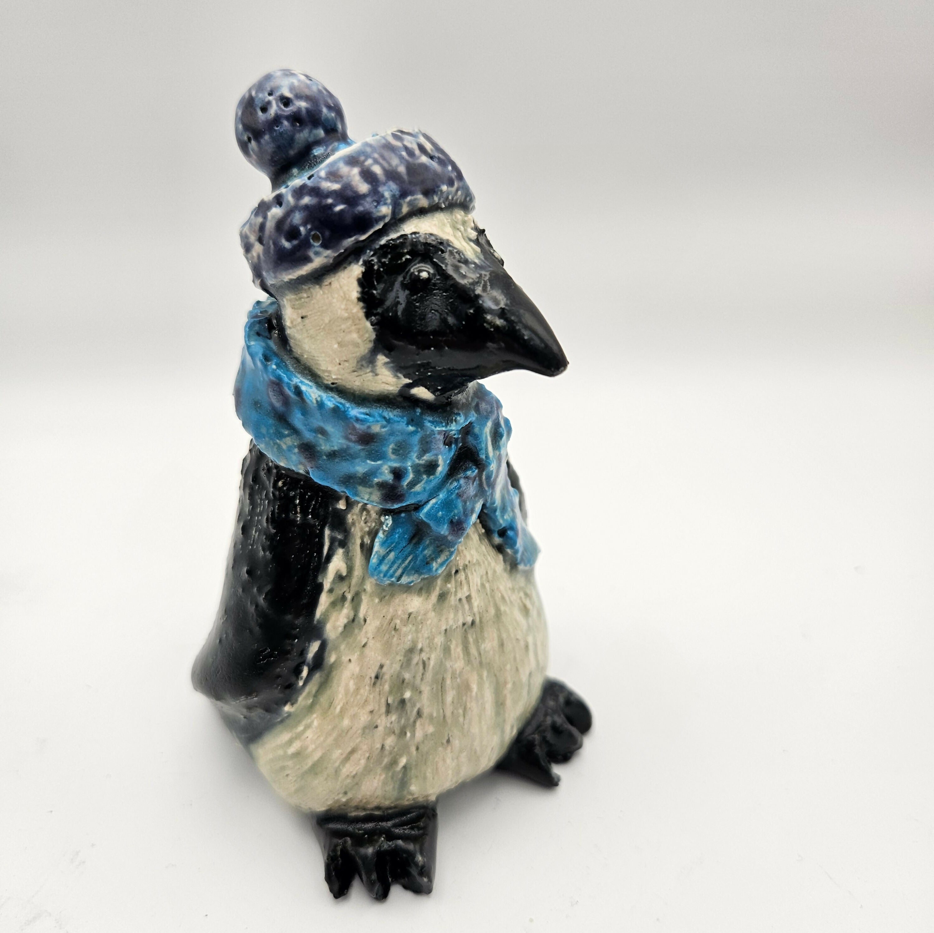 ENCHANTING CERAMIC PENGUINS