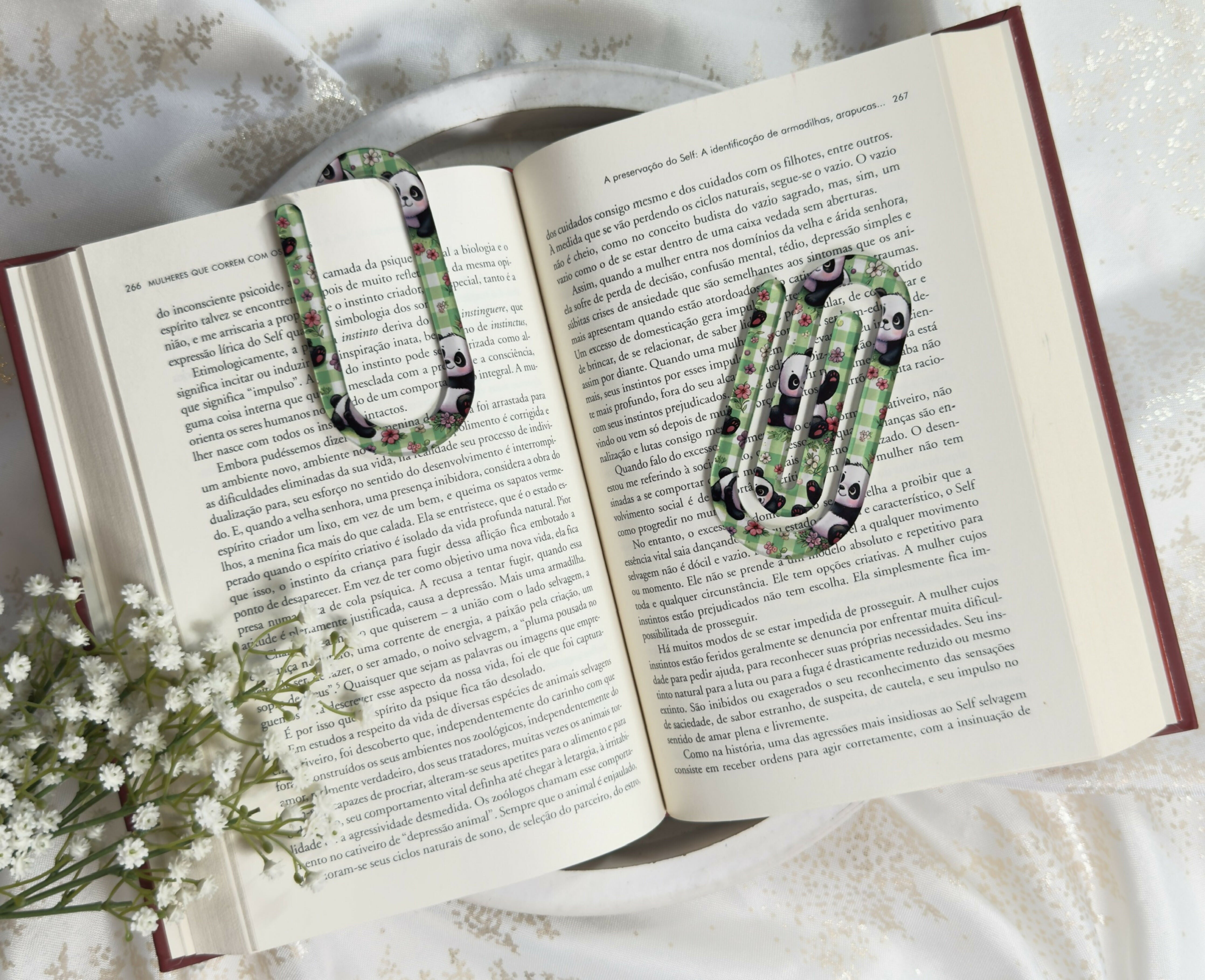 Jumbo Paperclip Bookmark Playful Pandas