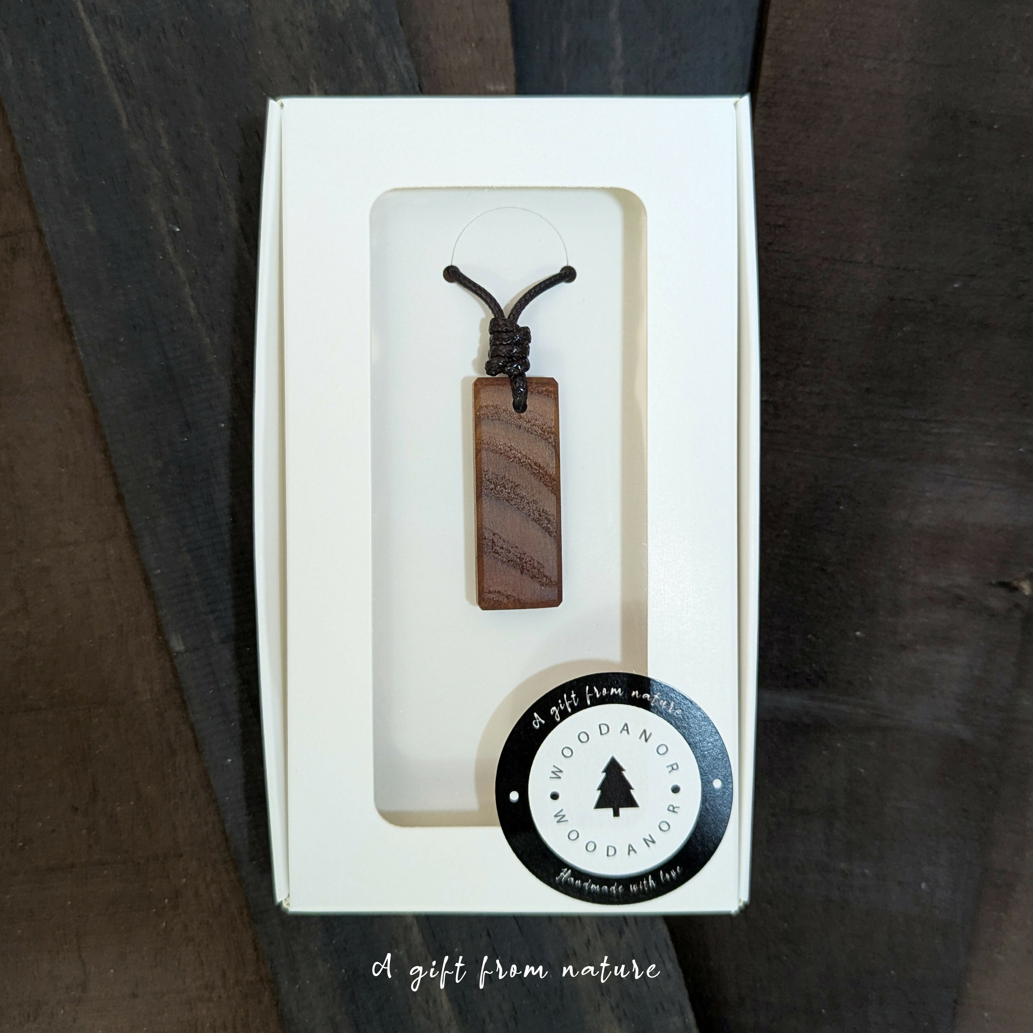 Natural Grain Wood Pendant