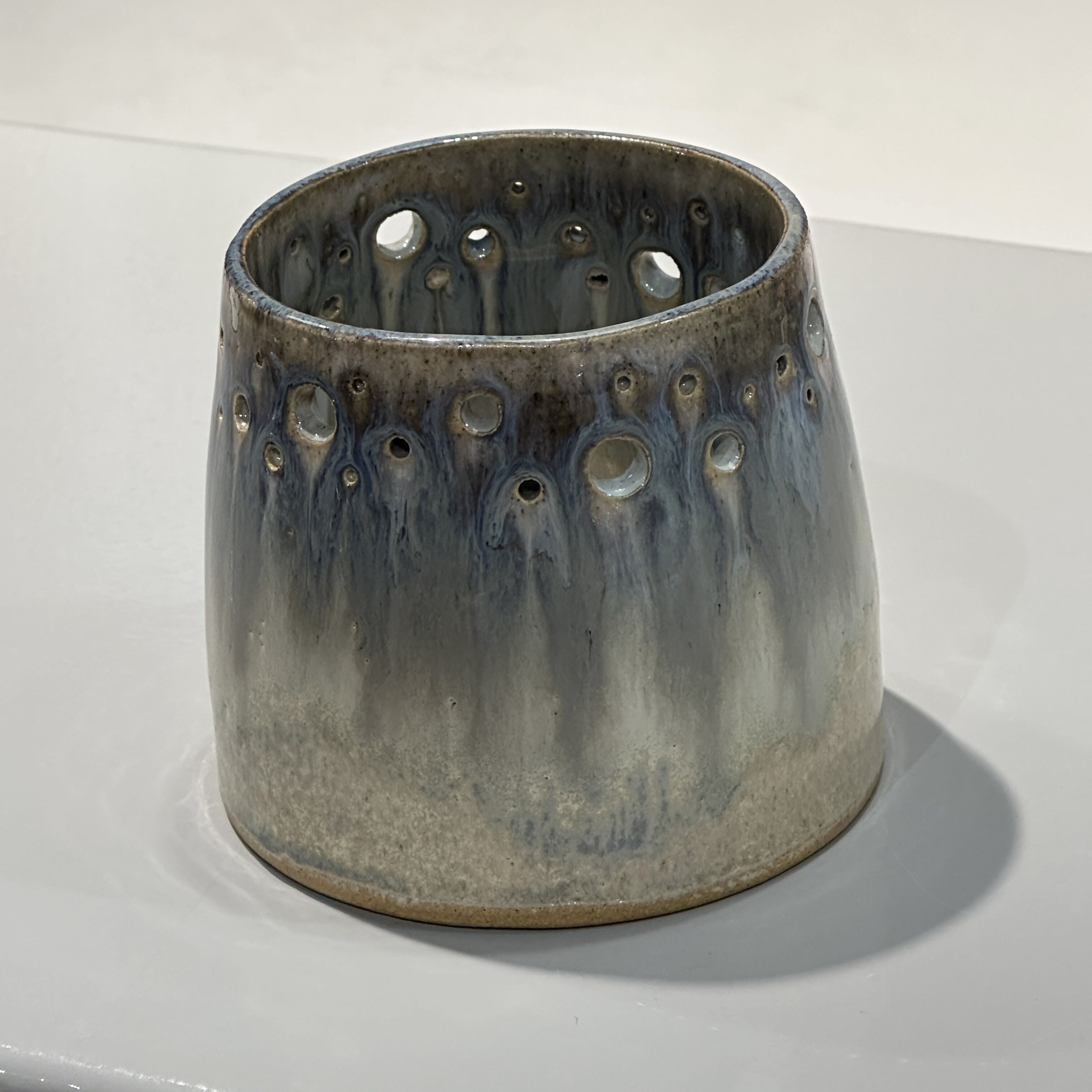 Blue Circles Pot