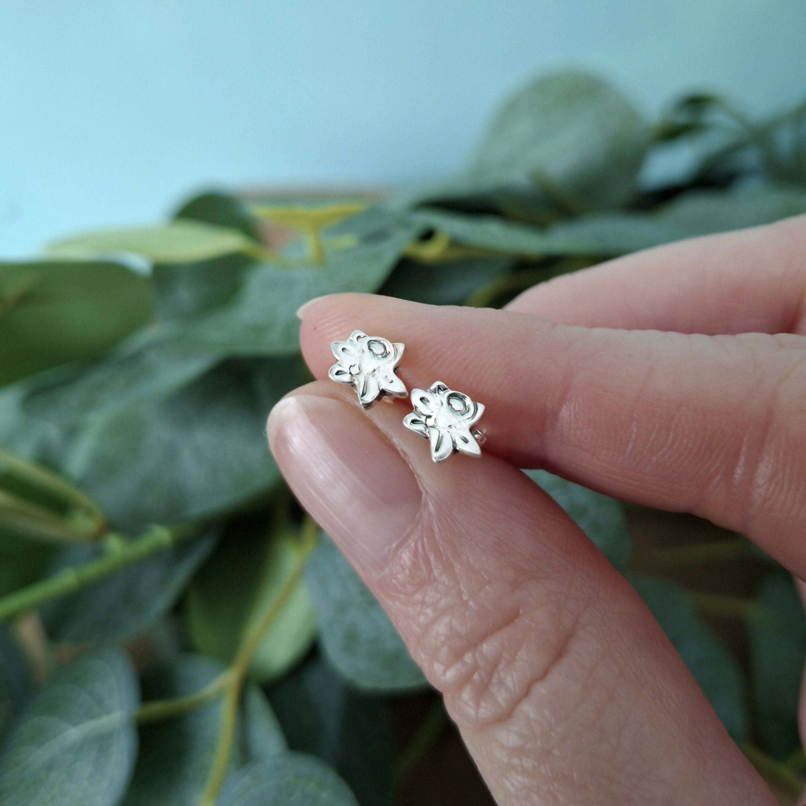 Handmade Daffodil Silver Studs