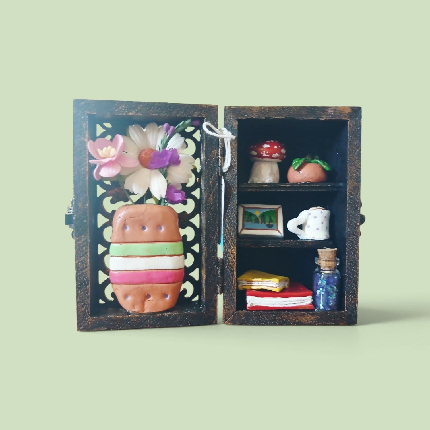Shelf and Flowers Diorama Box