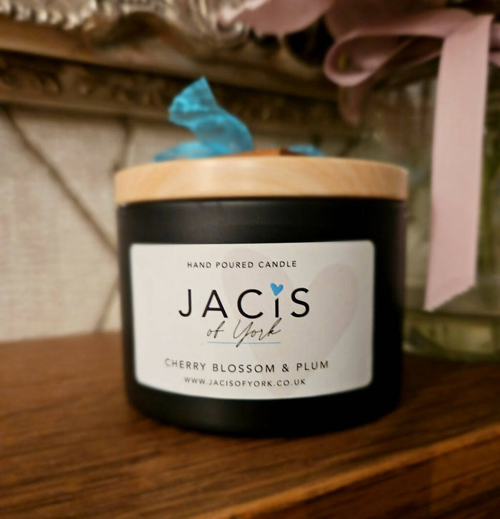 NEW* Jacis of York 230ml Scented Botanical Candle - Cherry Blossom & Plum