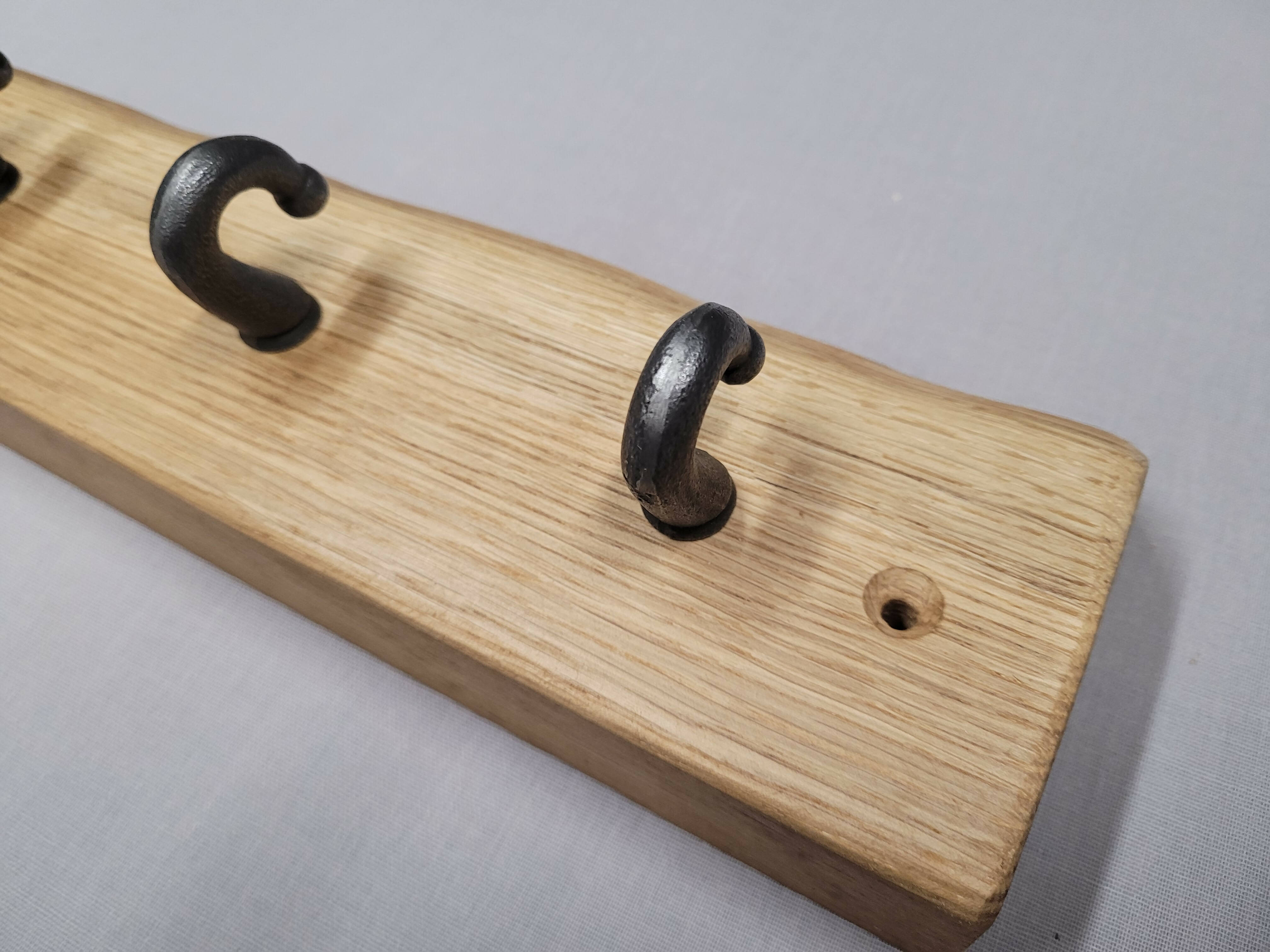 Rustic solid Oak rack 3 hook waney