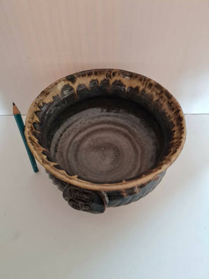 CR Ribbed, Patterned bottomed bowl