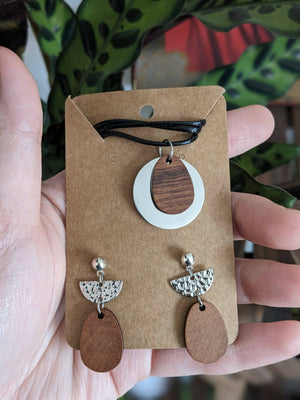 Zen - Earrings and Necklace Set