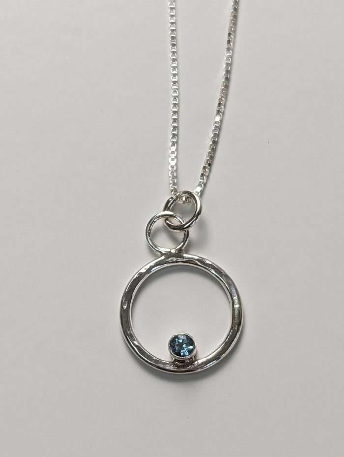 Round gemstone hammered sterling silver necklace - small