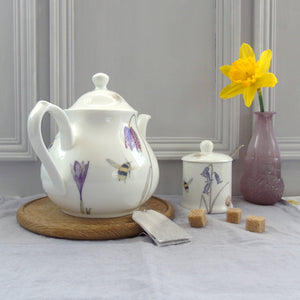 Four cup bone china bee teapot