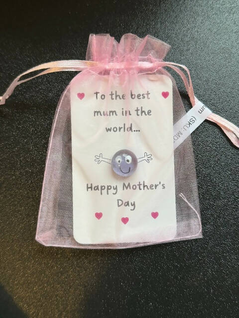 Pebble Hug Mothers Day gift card